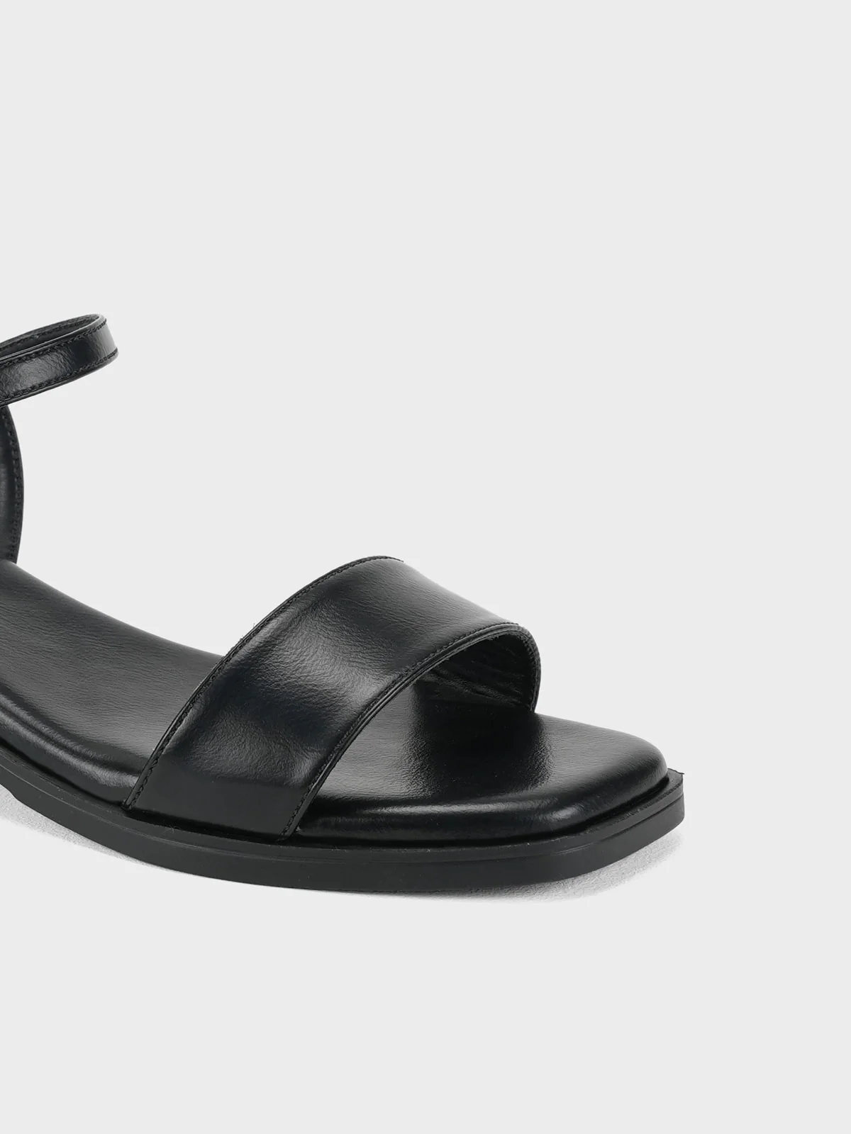 Women "AVEDIS" Comfort Block Heel Sandals - Image 4