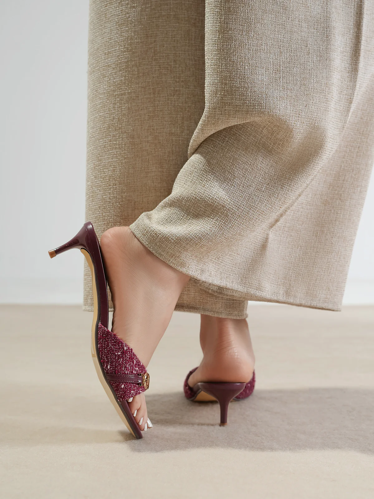 Women" AVRAM" Stylish Slip-On Sandals - Image 6