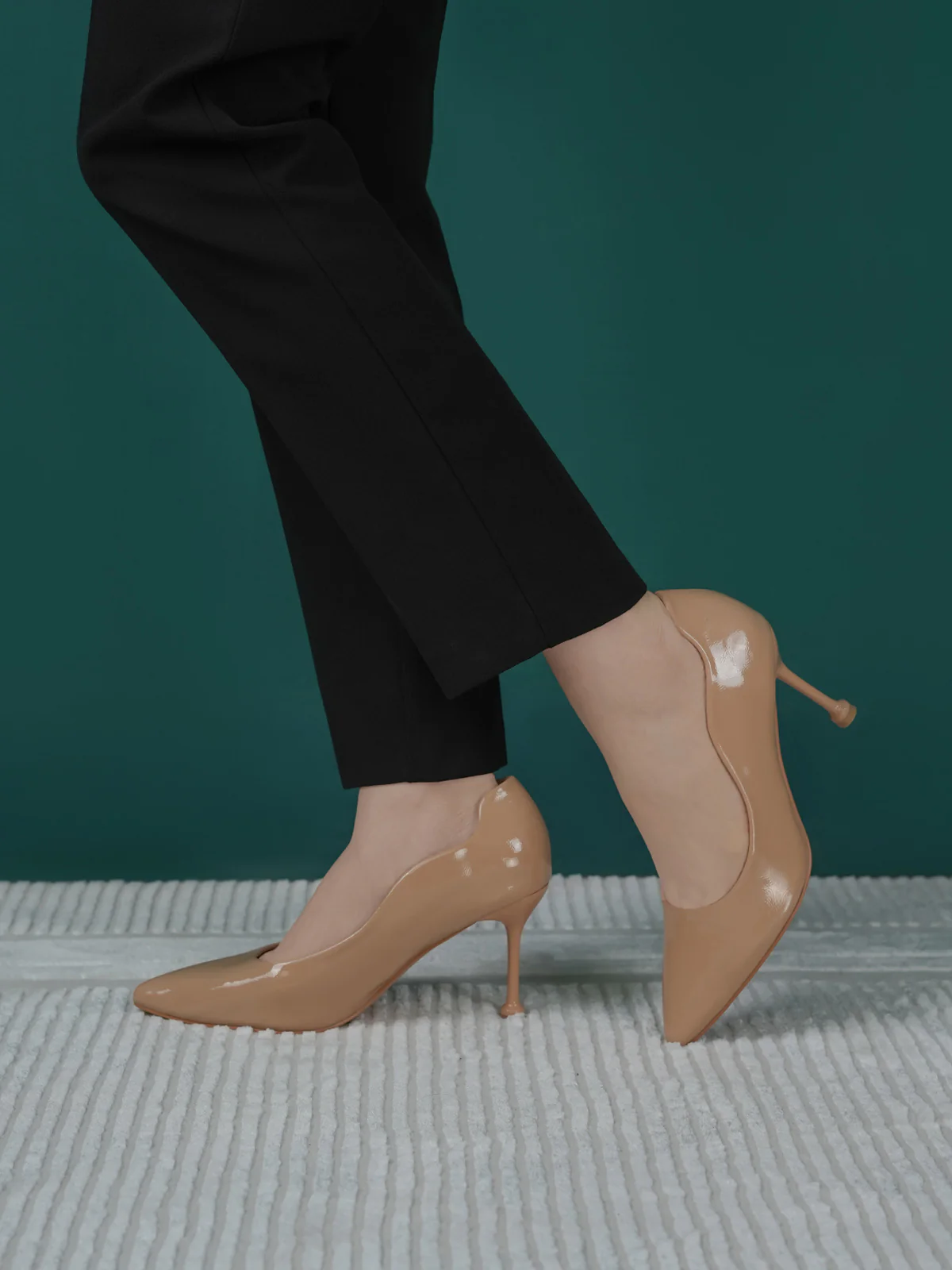 Women "BERNARD" Smooth Design Courts