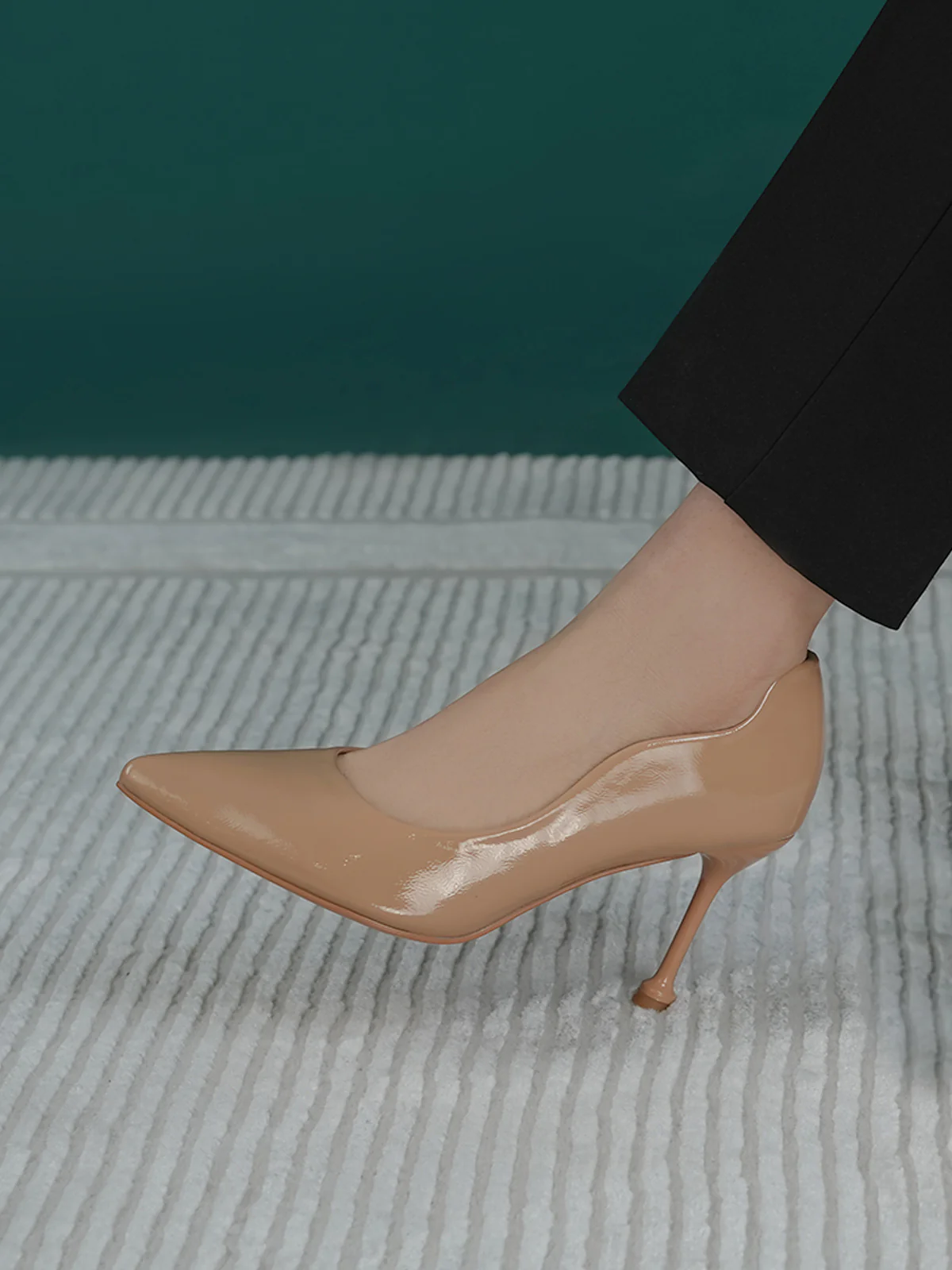 Women "BERNARD" Smooth Design Courts - Image 3