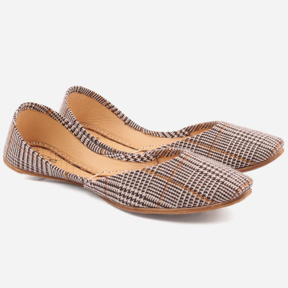Women "MUMTAZ " Simple & Classic Printed Upper Khussa - Image 3