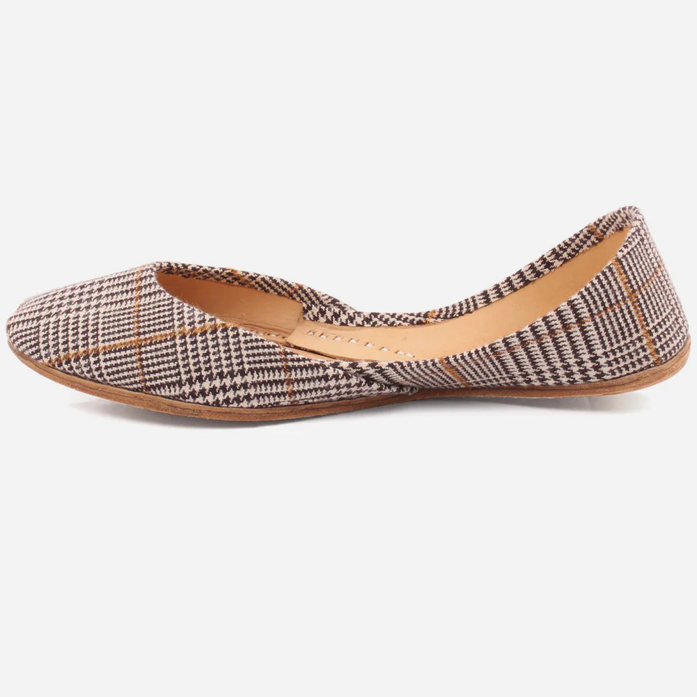 Women "MUMTAZ " Simple & Classic Printed Upper Khussa - Image 4