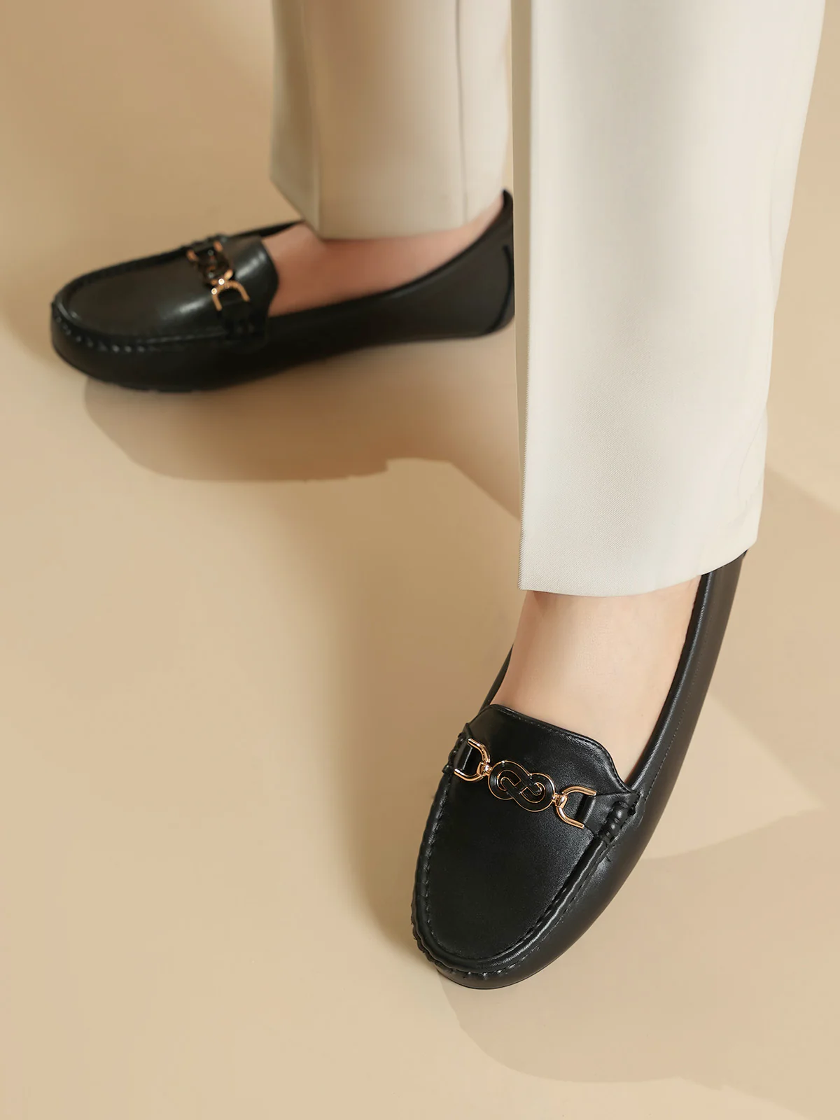 Women "BREVYN" Semi Formal Moccasins - Image 10