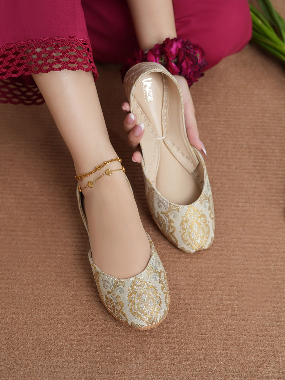 Women "ERICA" Comfort Casual Khussa - Image 6