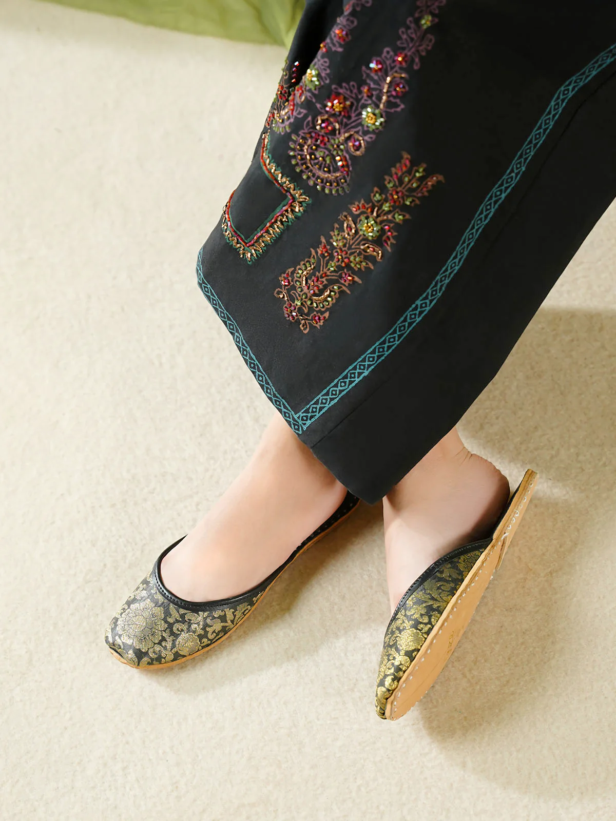 Women "CAMILA" Comfort Casual Khussa - Image 3