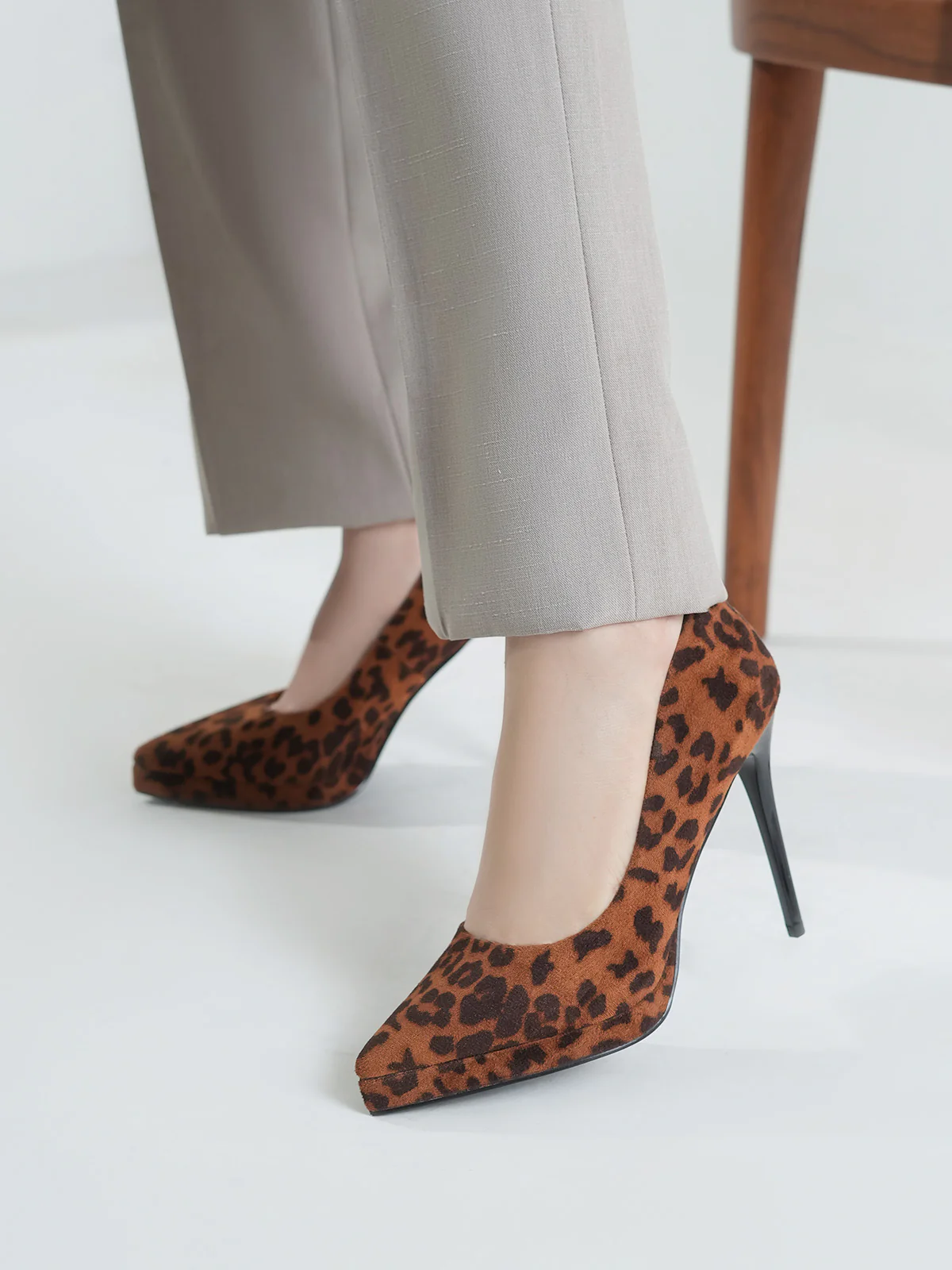 Women "CANDICE" Perfect Pointed Toe Court Shoes - Image 11