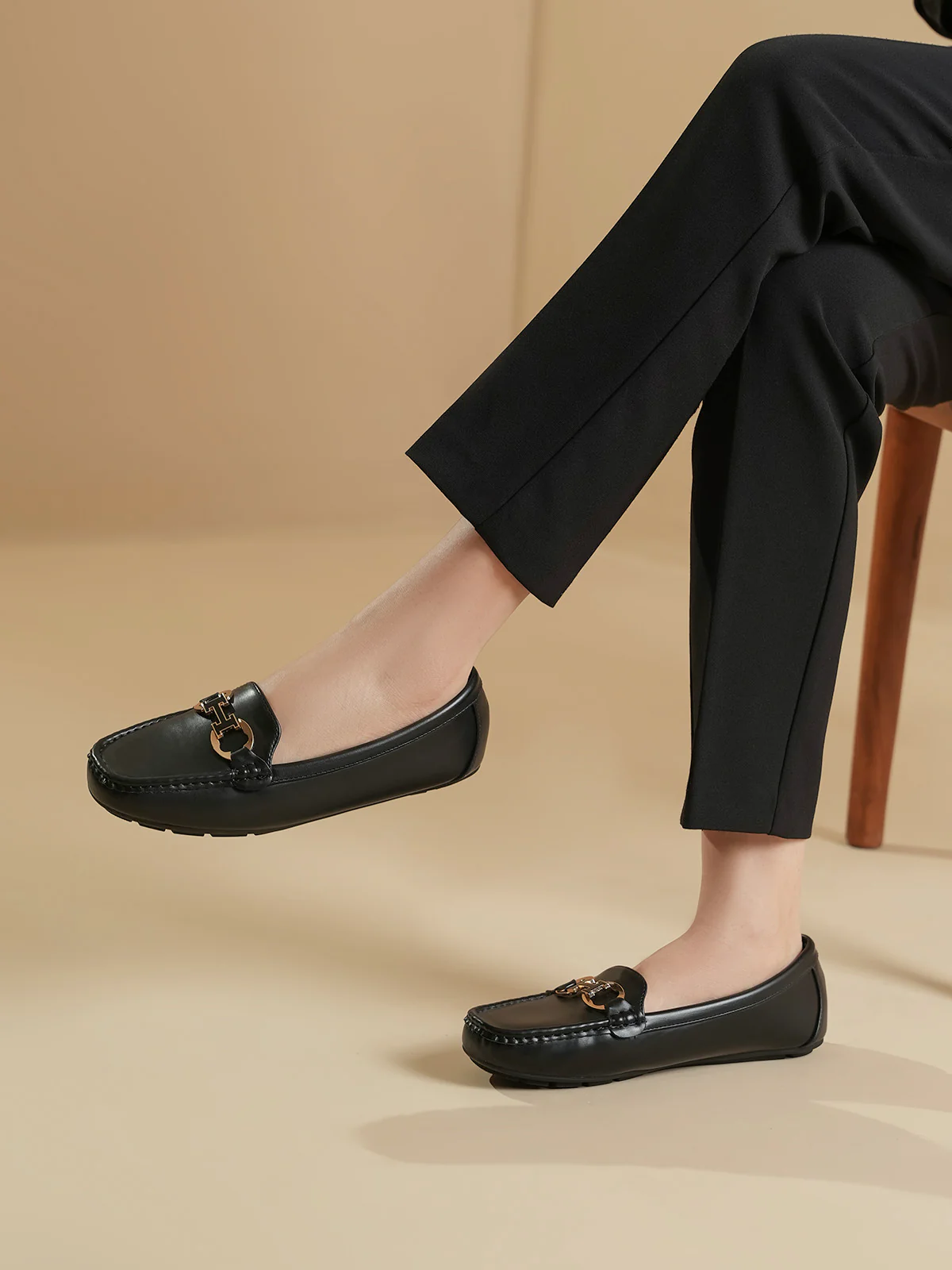 Women "CANICE" Sleek Design Moccasins - Image 3