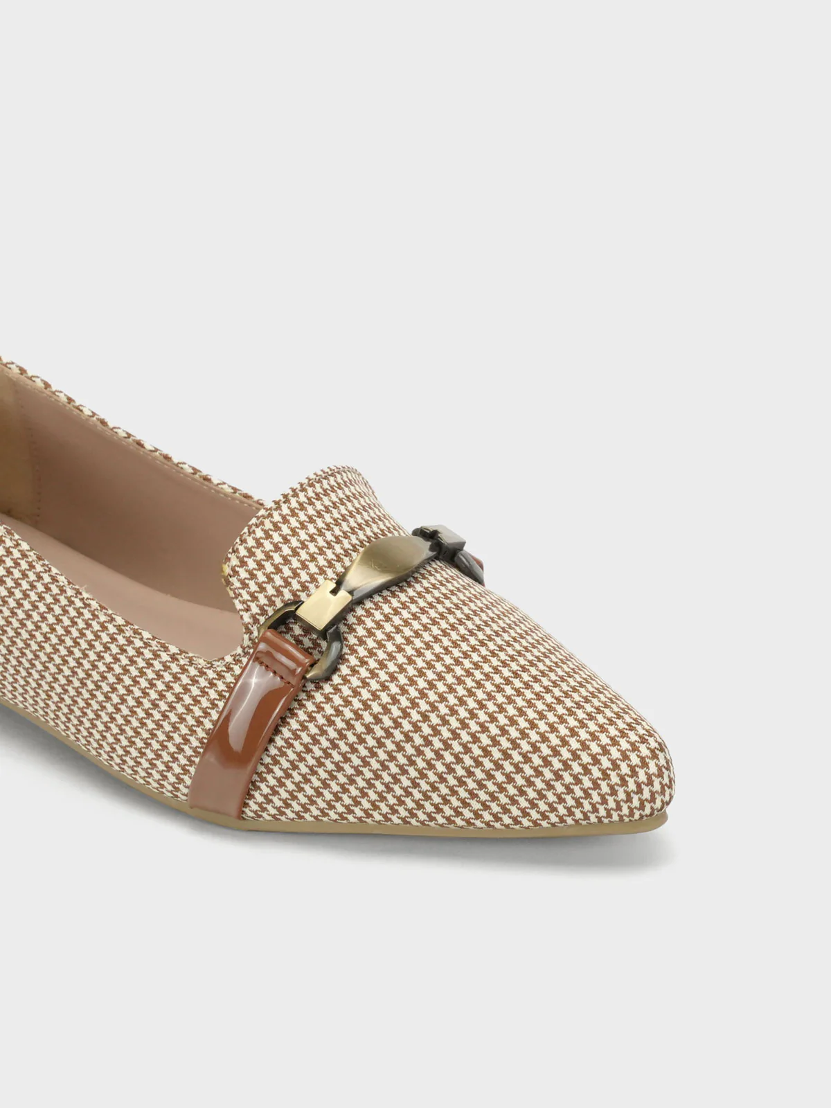 Women "CASHEL" Pointy Stylish Ballerinas - Image 4