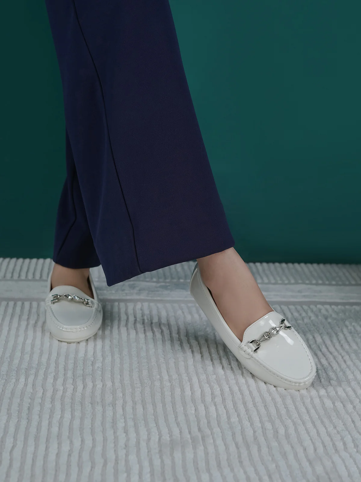 Women "CASIMIR" Flexible Slip On Moccasins - Image 6