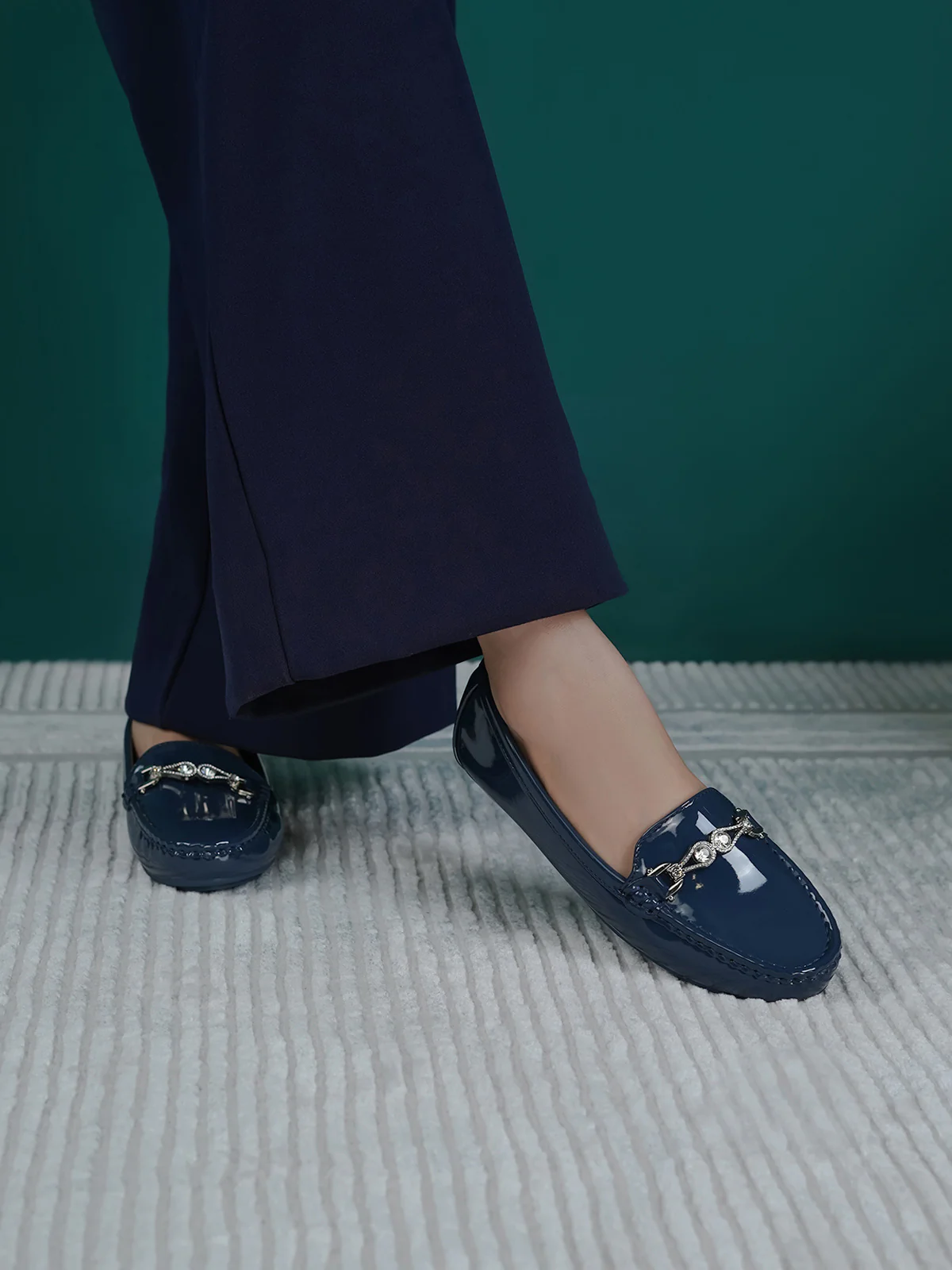 Women "CASIMIR" Flexible Slip On Moccasins - Image 3