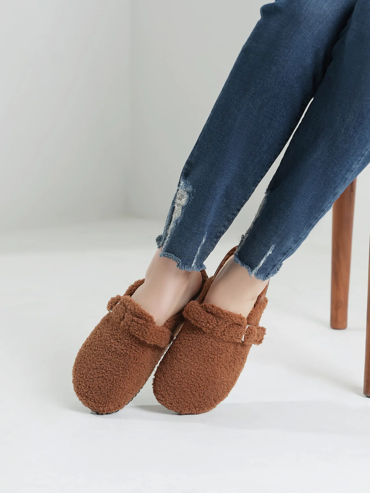 Women "CELEXA" Soft Easy To Wear Moccasins - Image 10