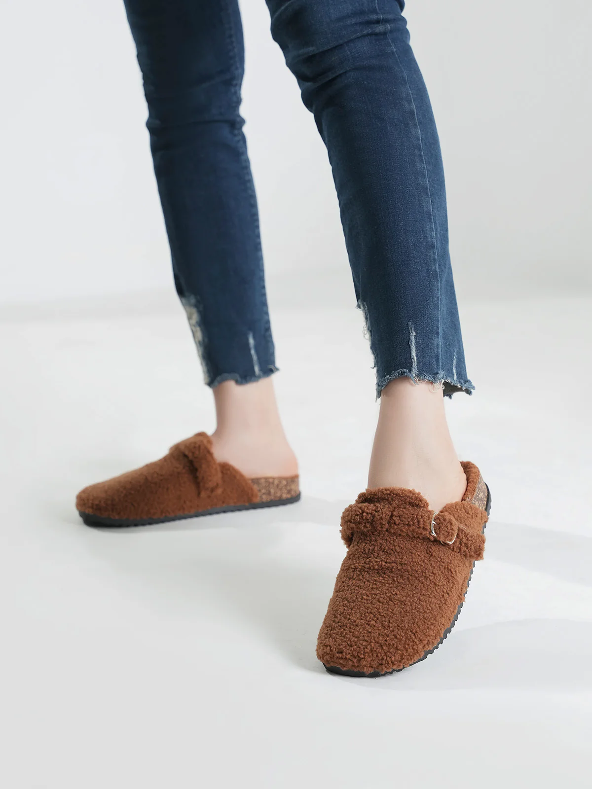 Women "CELEXA" Soft Easy To Wear Moccasins - Image 11