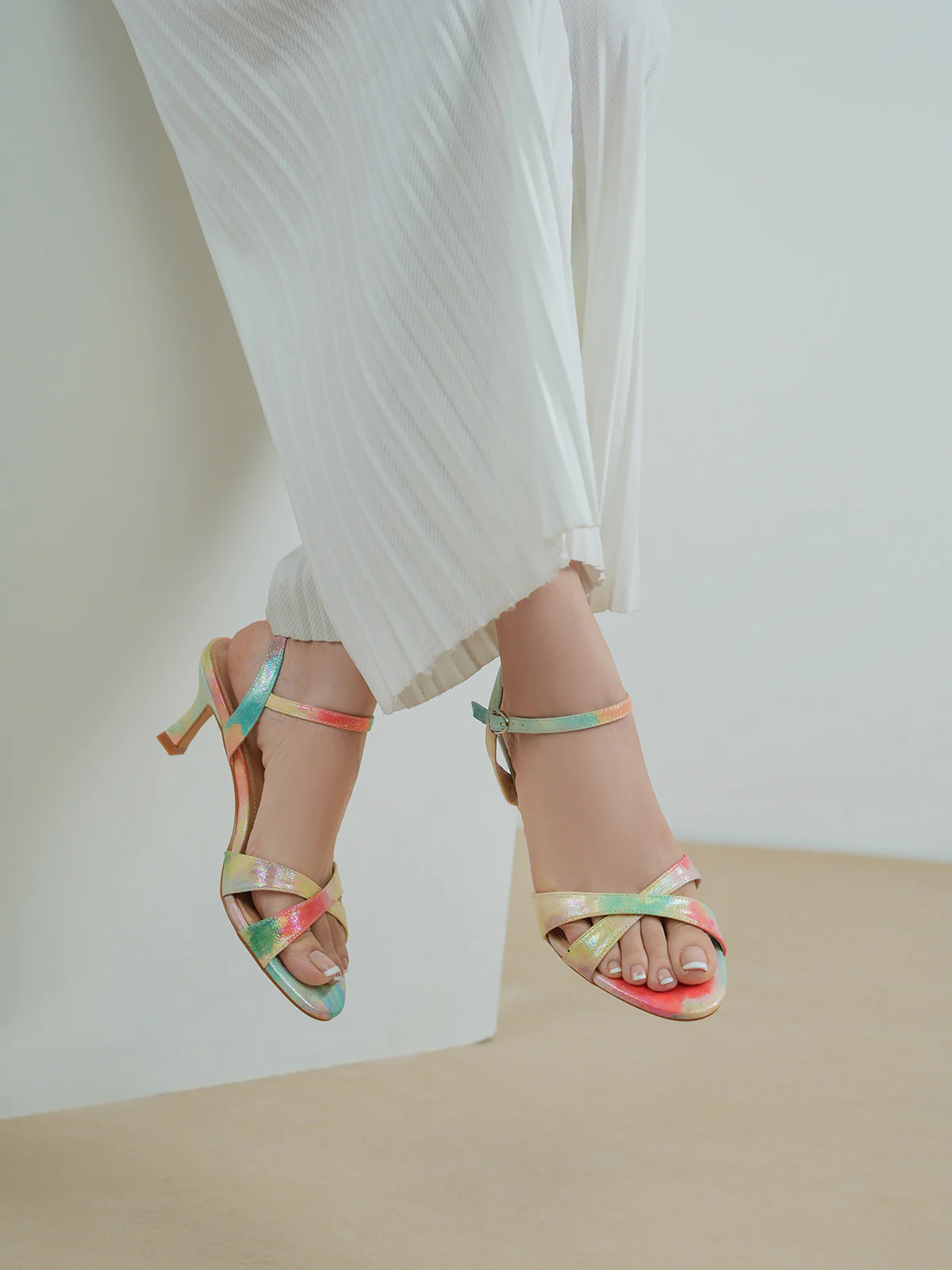 Women "CIELA" Classy Kitten Heel - Image 3