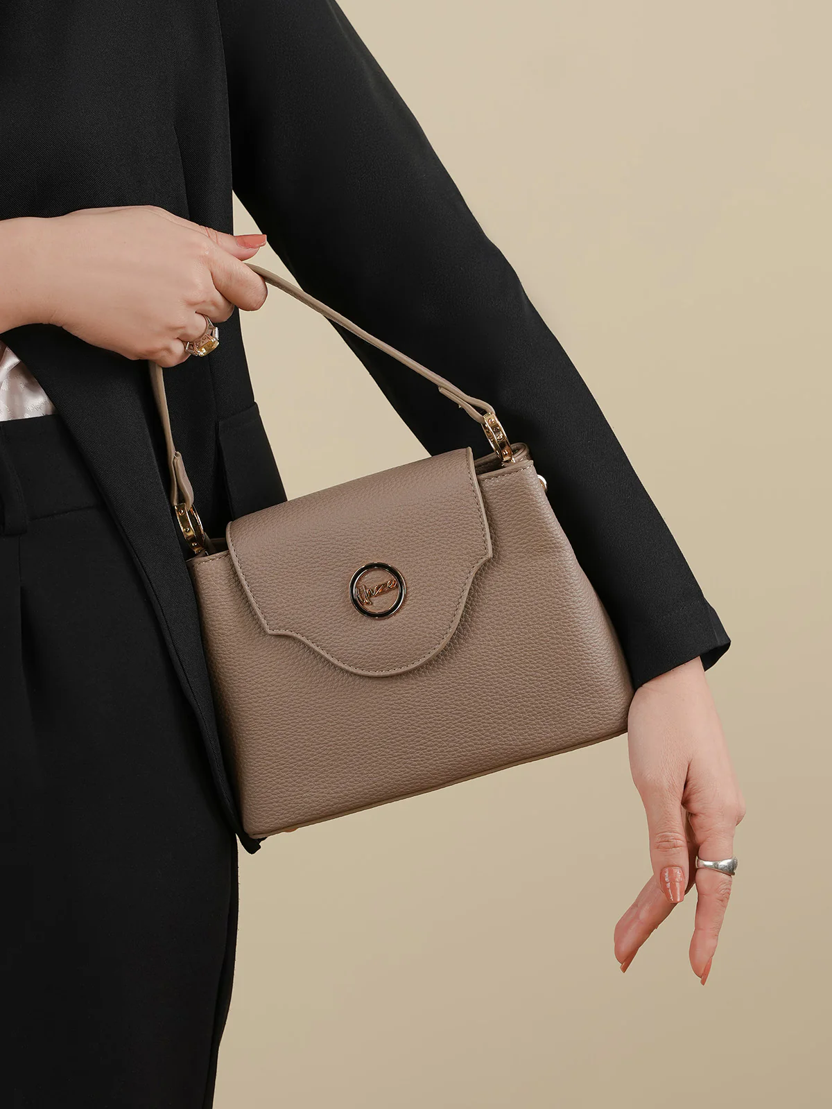 Women "COMET" Modern Style Handbag - Image 3