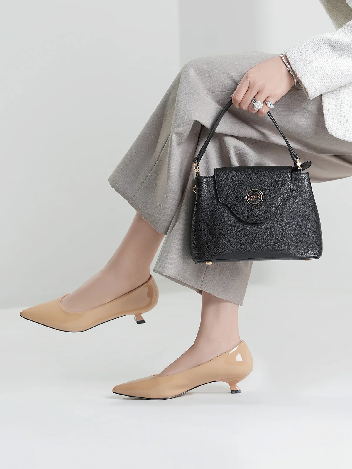 Women "COMET" Modern Style Handbag - Image 3