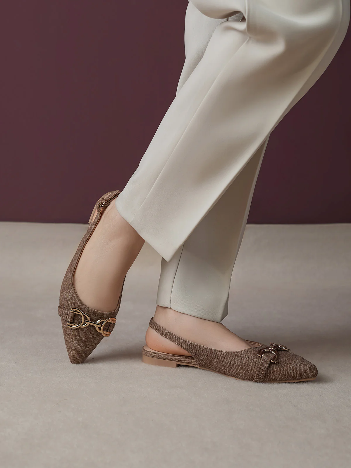Women "DAITARO" Simple Stylish Flat Sandals