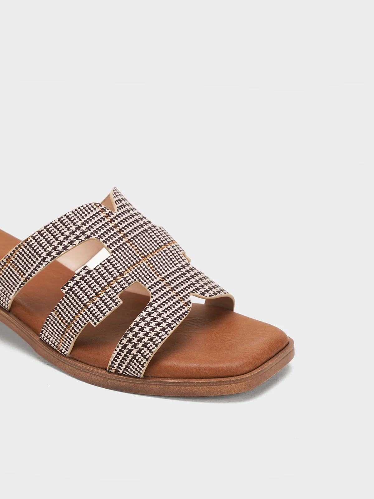 Women "DENALI" Elegant Block Heel Sandals - Image 7