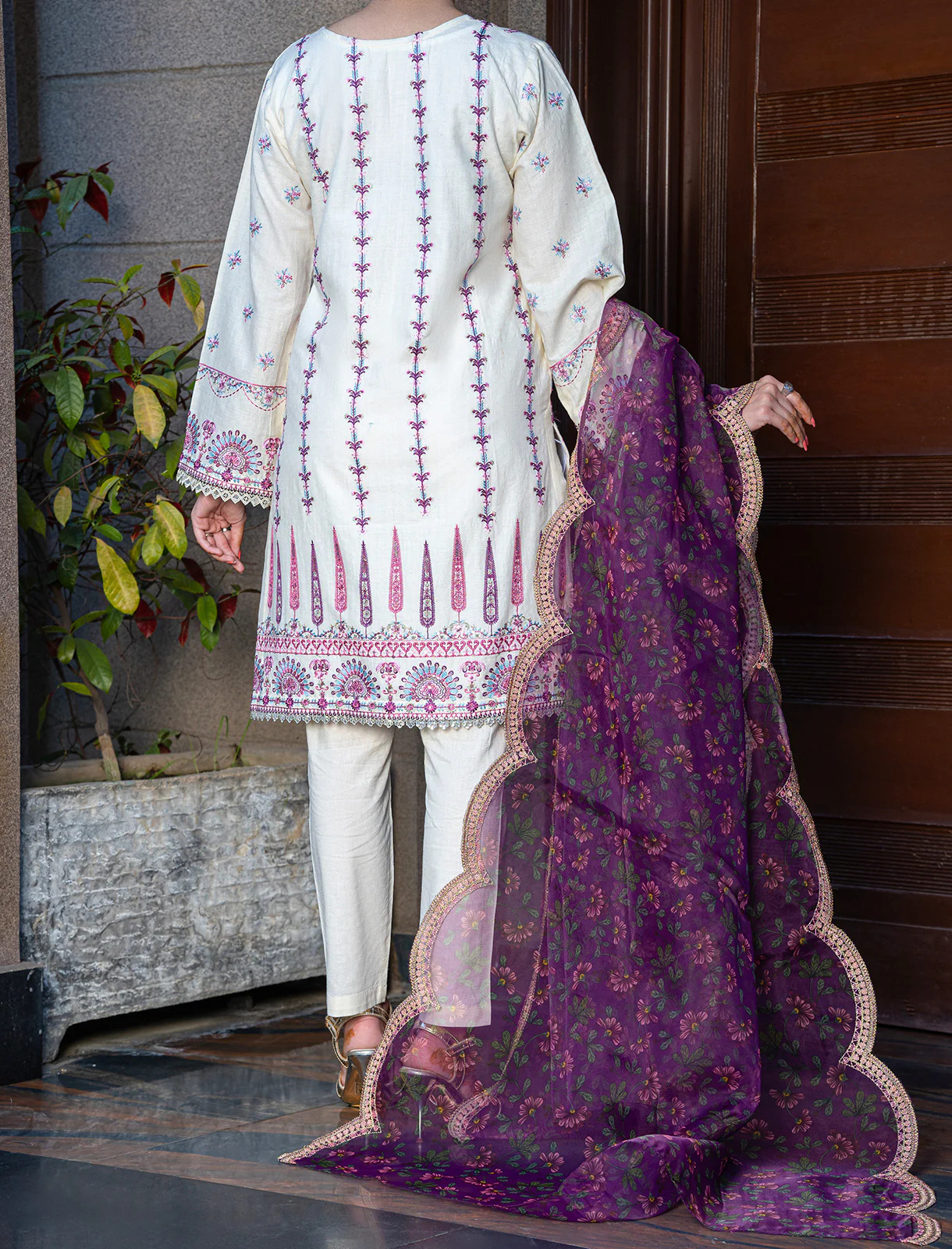 Women "DENIZ" Embellished Lawn Two Piece Suit - Image 5