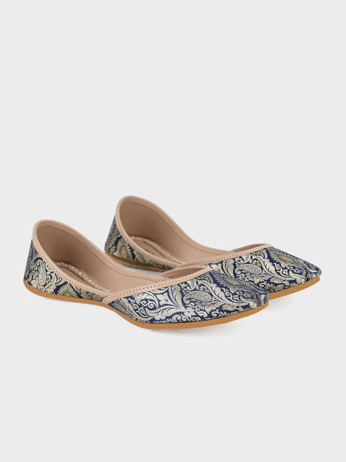 Women "NOOR-E-BAHAR" Comfy Handmade Khussa - Image 3