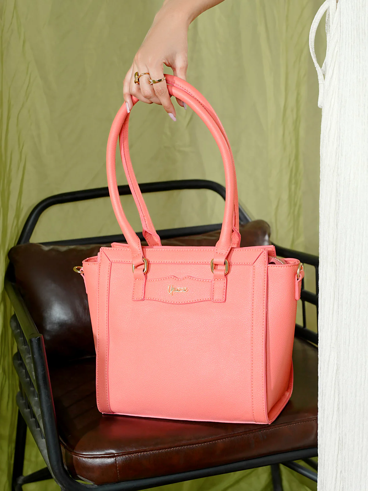 Women "DHRUV" Casual Shoulder Handbag