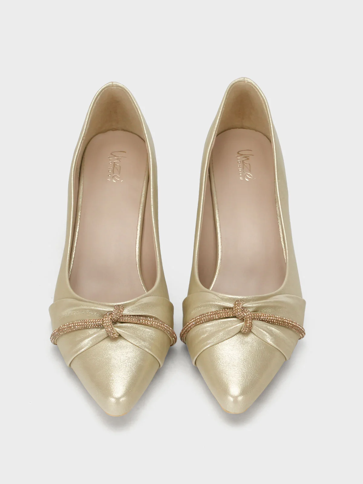 Women "DIADEM" Shimmery Block Heel Courts - Image 5