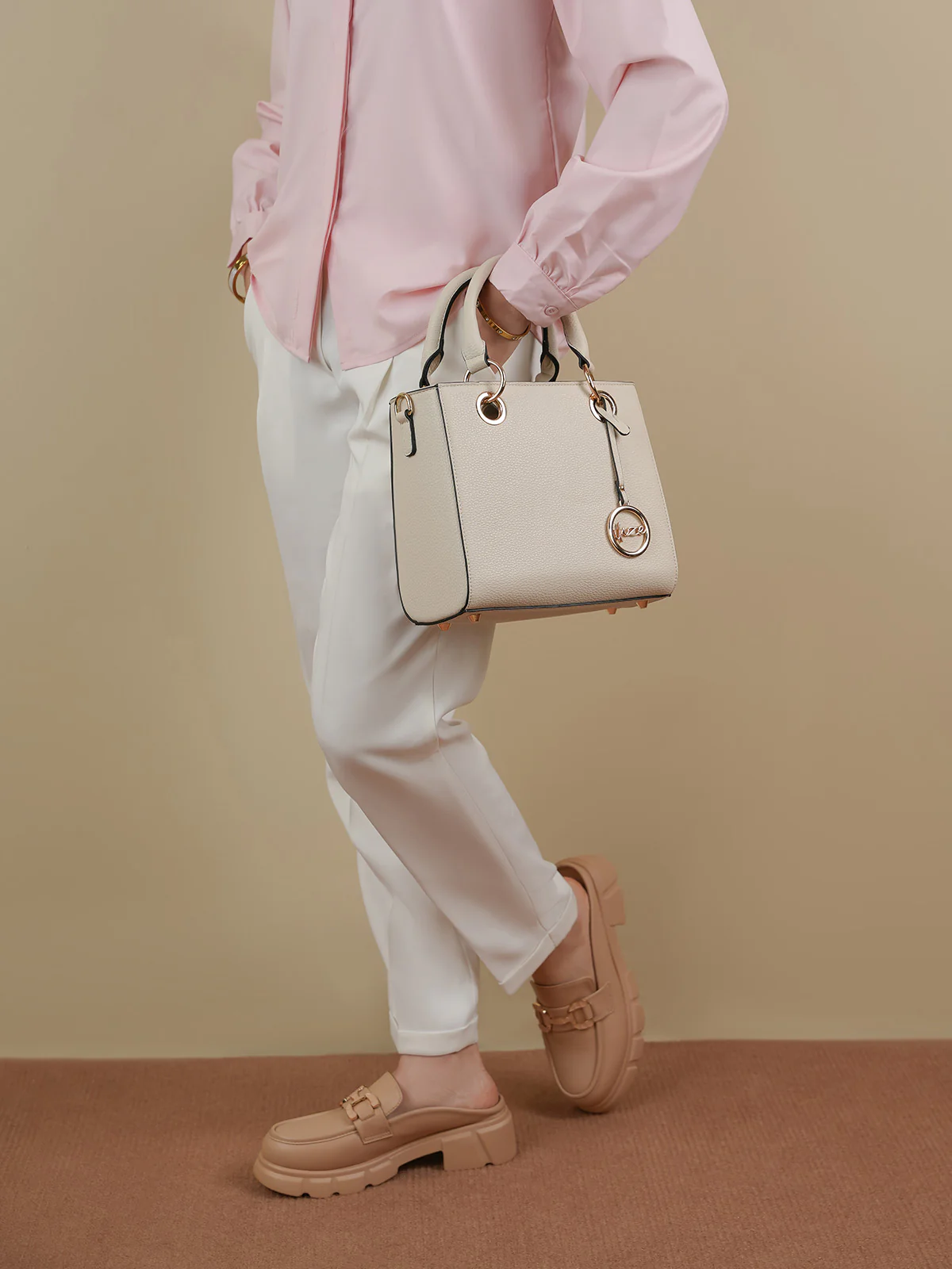 Women "EBONY" Modern Touch Handbag - Image 3