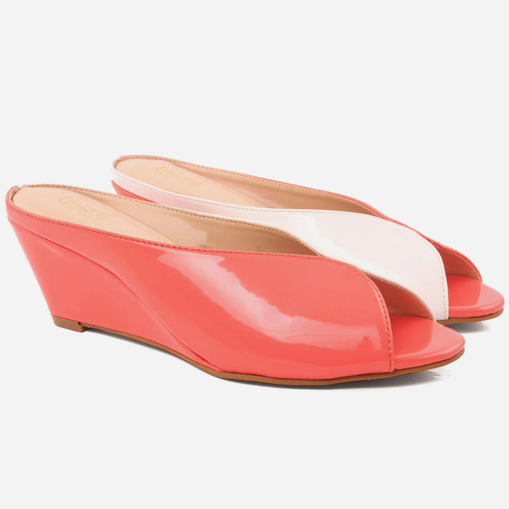 WOMEN "EDDIE" TWO TONE COMFORT WEDGE SLIP ON - Image 2