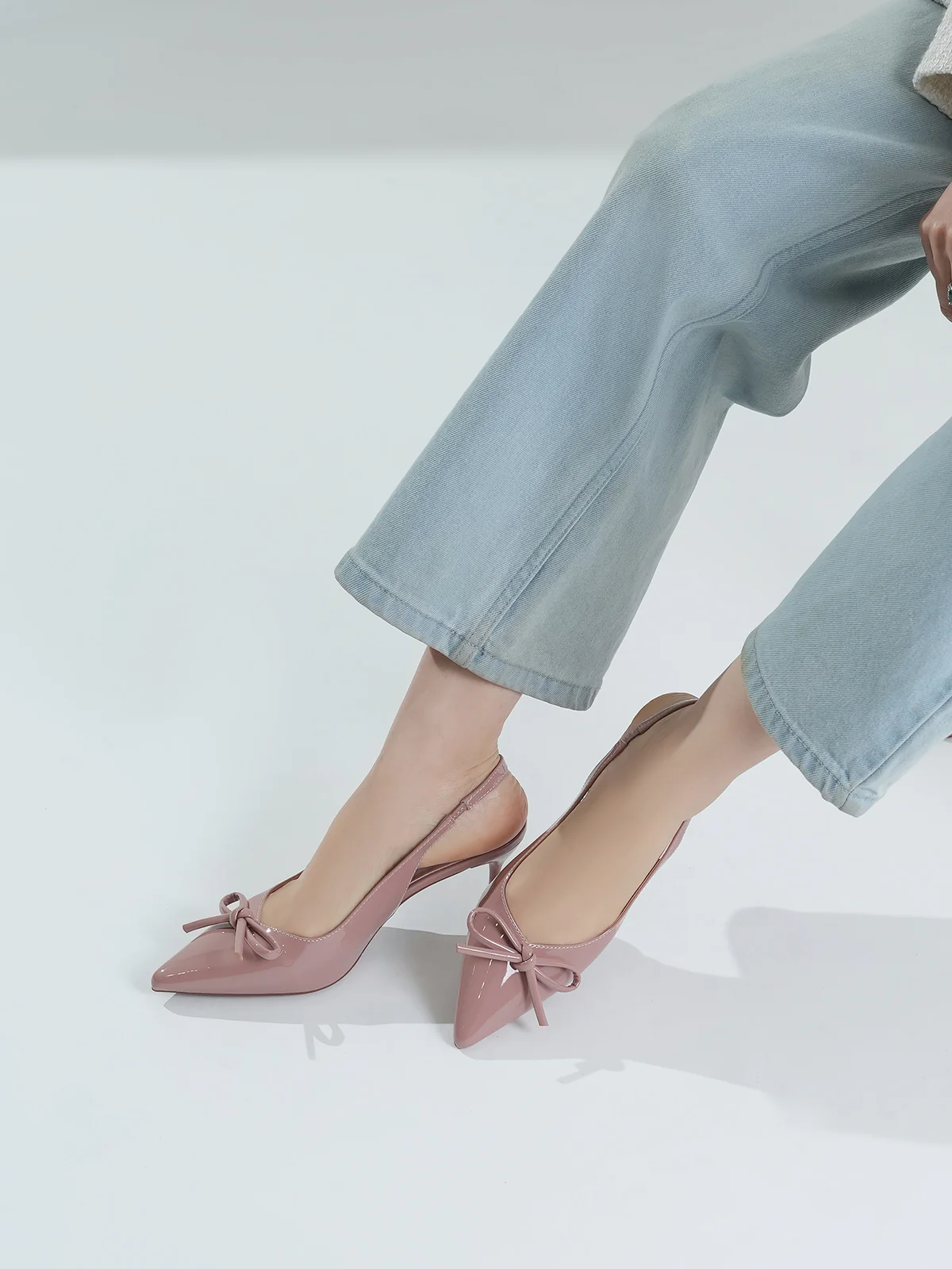 Women "ELAINE" Pointed Toe Sandals - Image 10