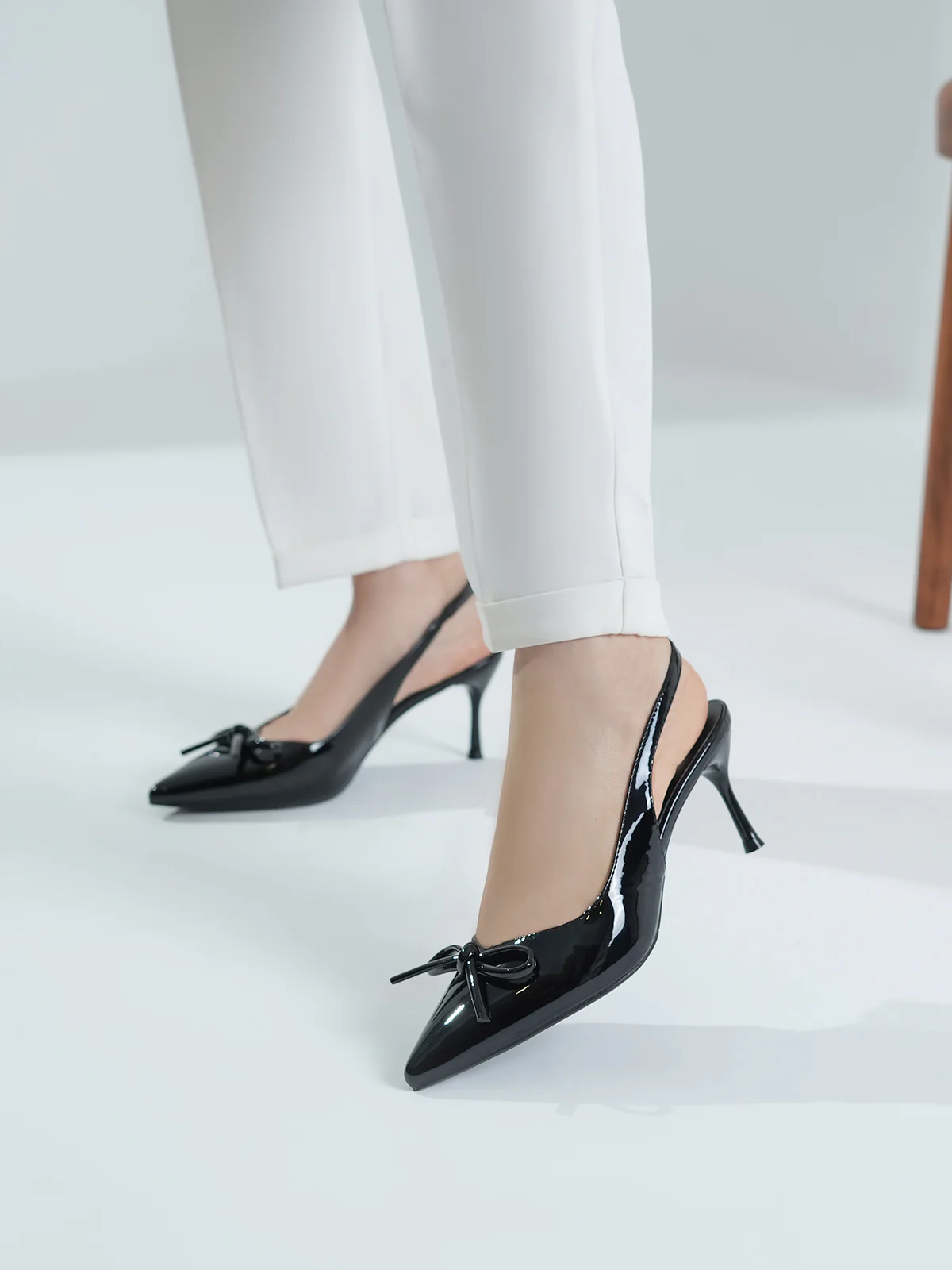 Women "ELAINE" Pointed Toe Sandals - Image 3