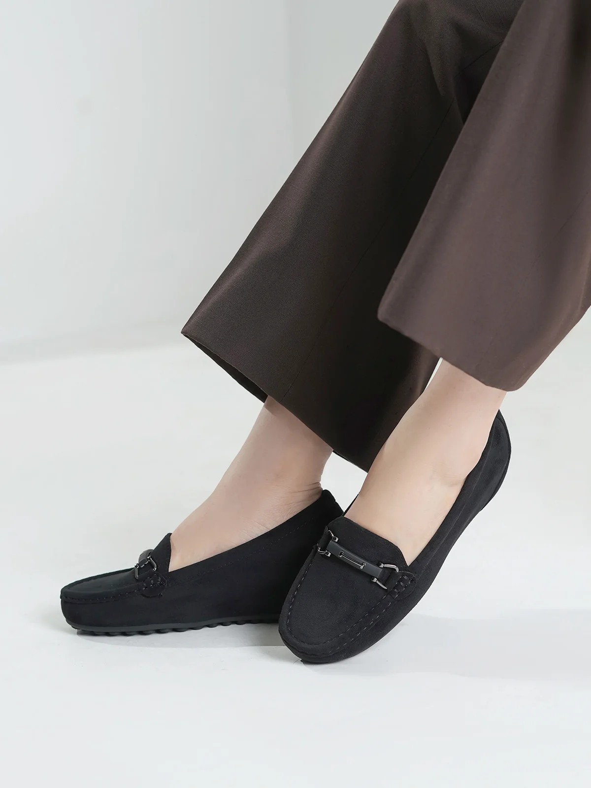 Women "ELEANOR" Relaxed Casual Moccasins - Image 3