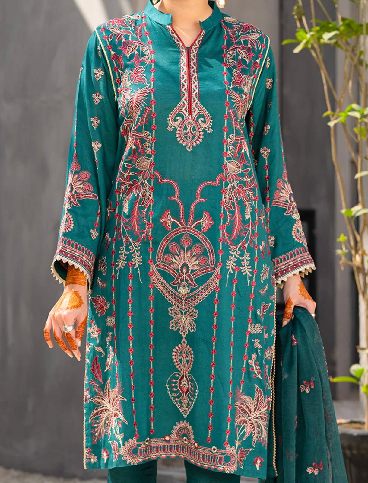 Women "ESANA" Embroidered Three Piece Suit - Image 2