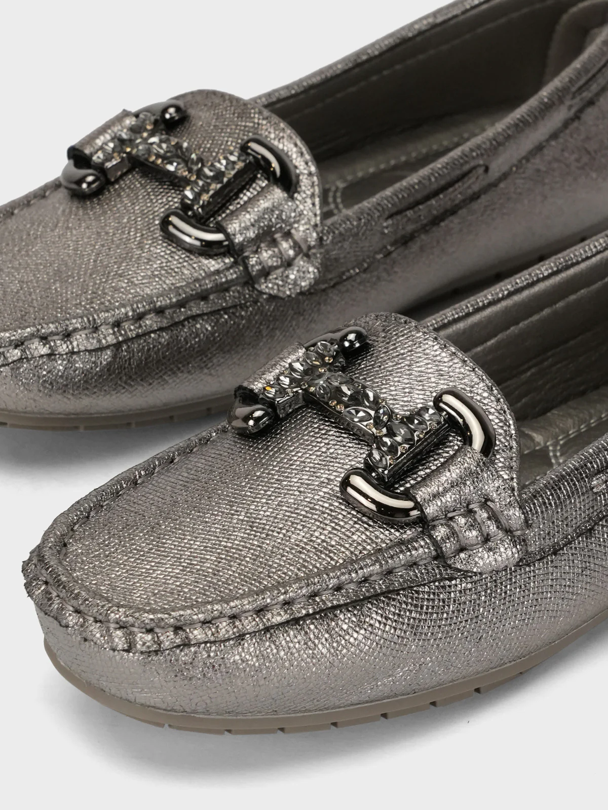 Women "FARGO" Round Toe Stylish Moccasins - Image 4