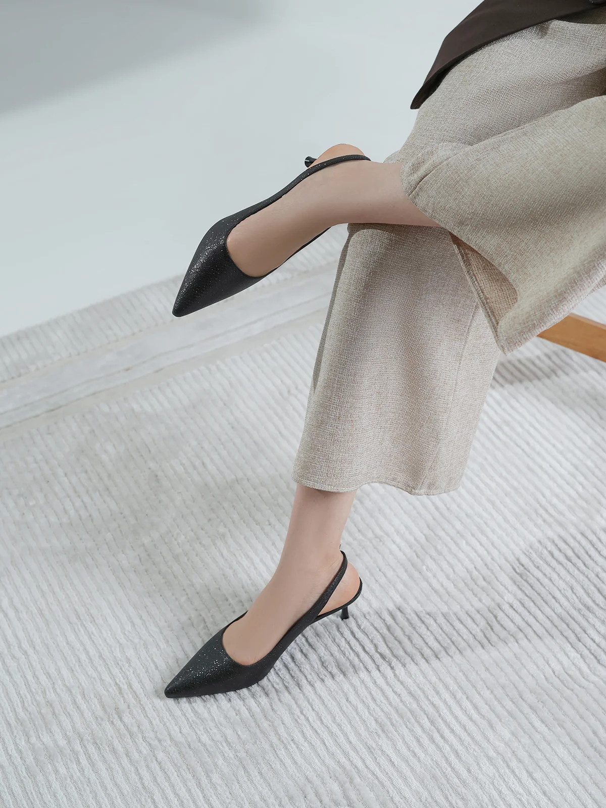 Women "GATSBY" Modern Buckle Sandals - Image 6
