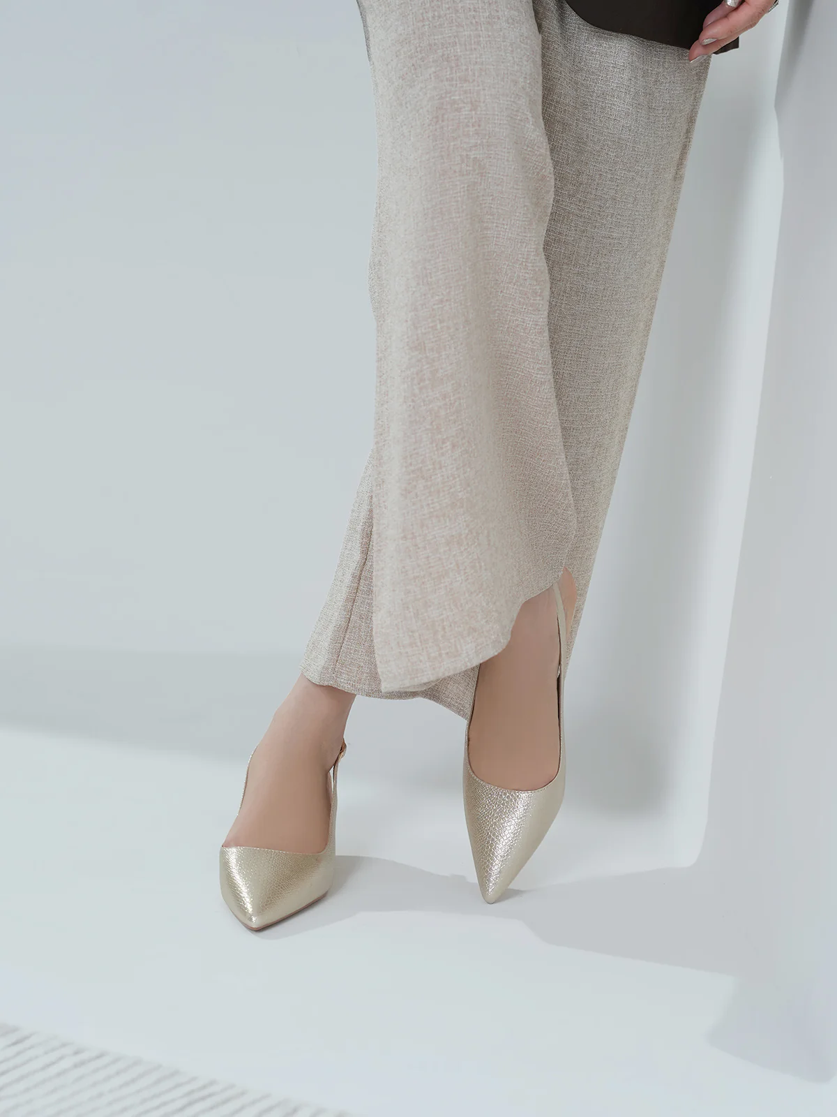 Women "GATSBY" Modern Buckle Sandals - Image 3