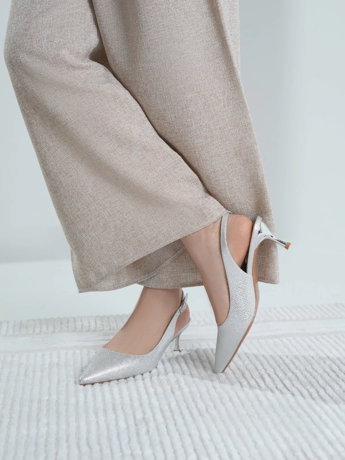 Women "GATSBY" Modern Buckle Sandals - Image 6