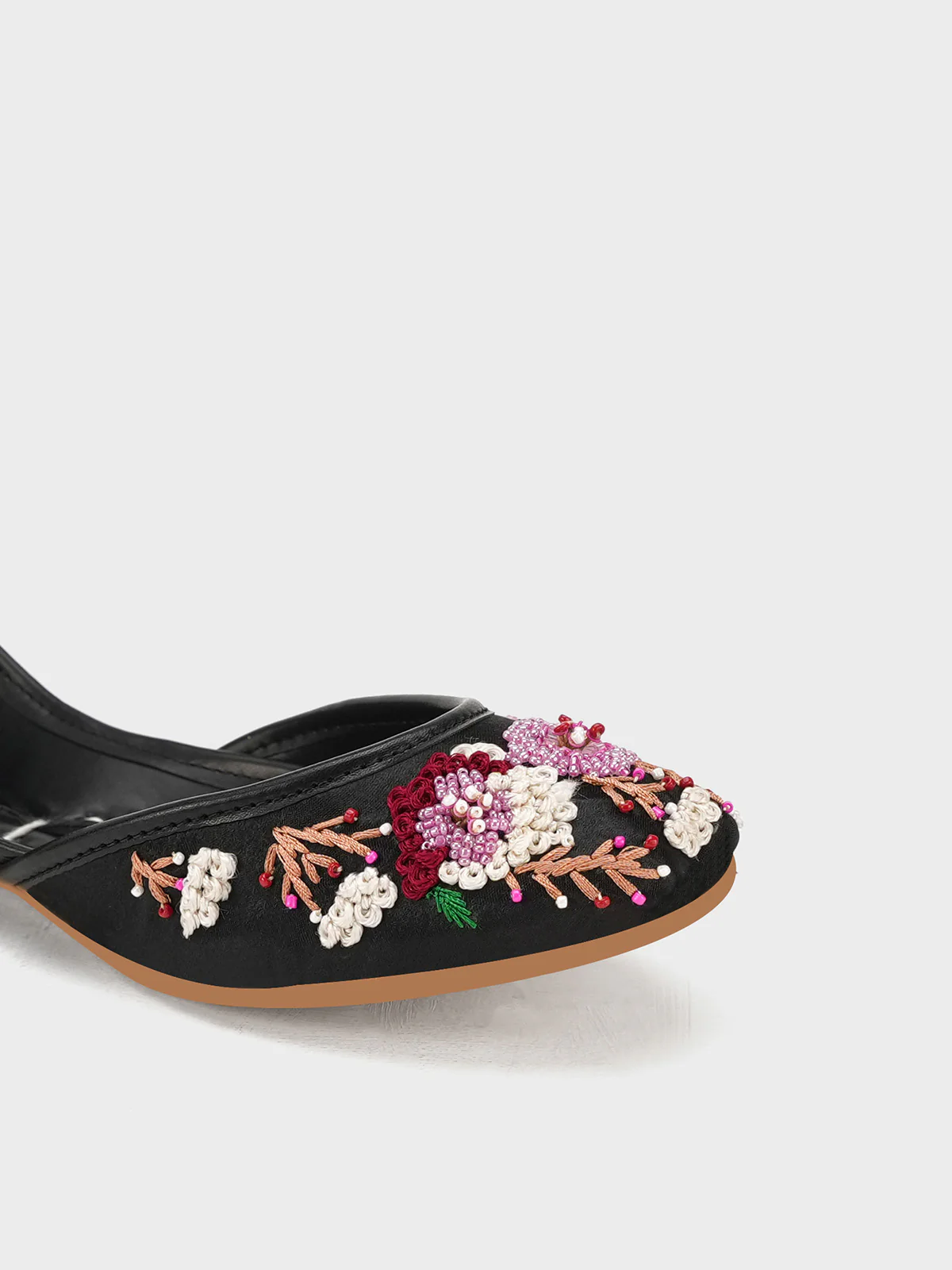 Women "SHAGNA" Classic Embroidery Khussa - Image 7