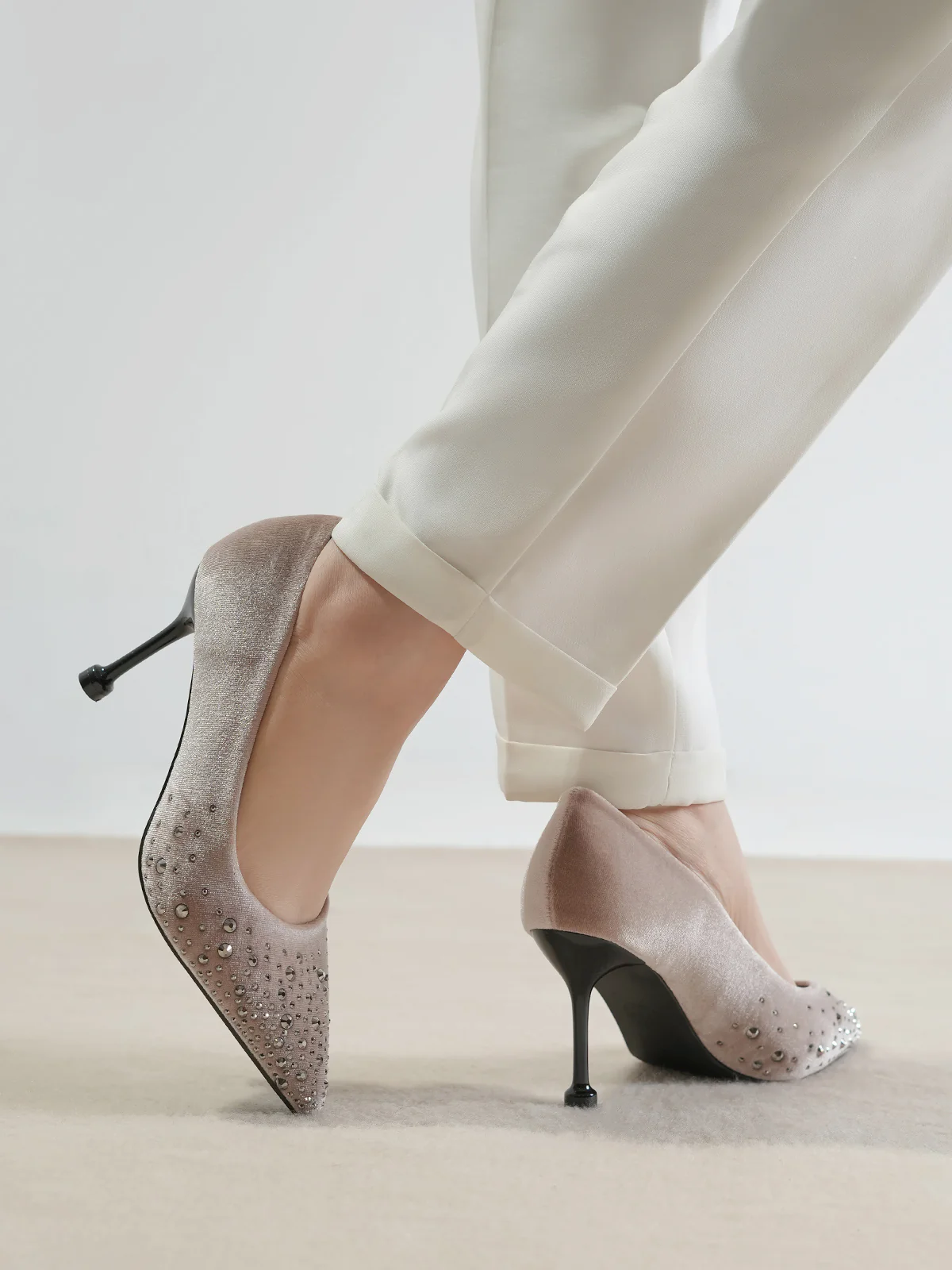 Women "GUSTAV" Elegant Fancy Court Shoes - Image 10