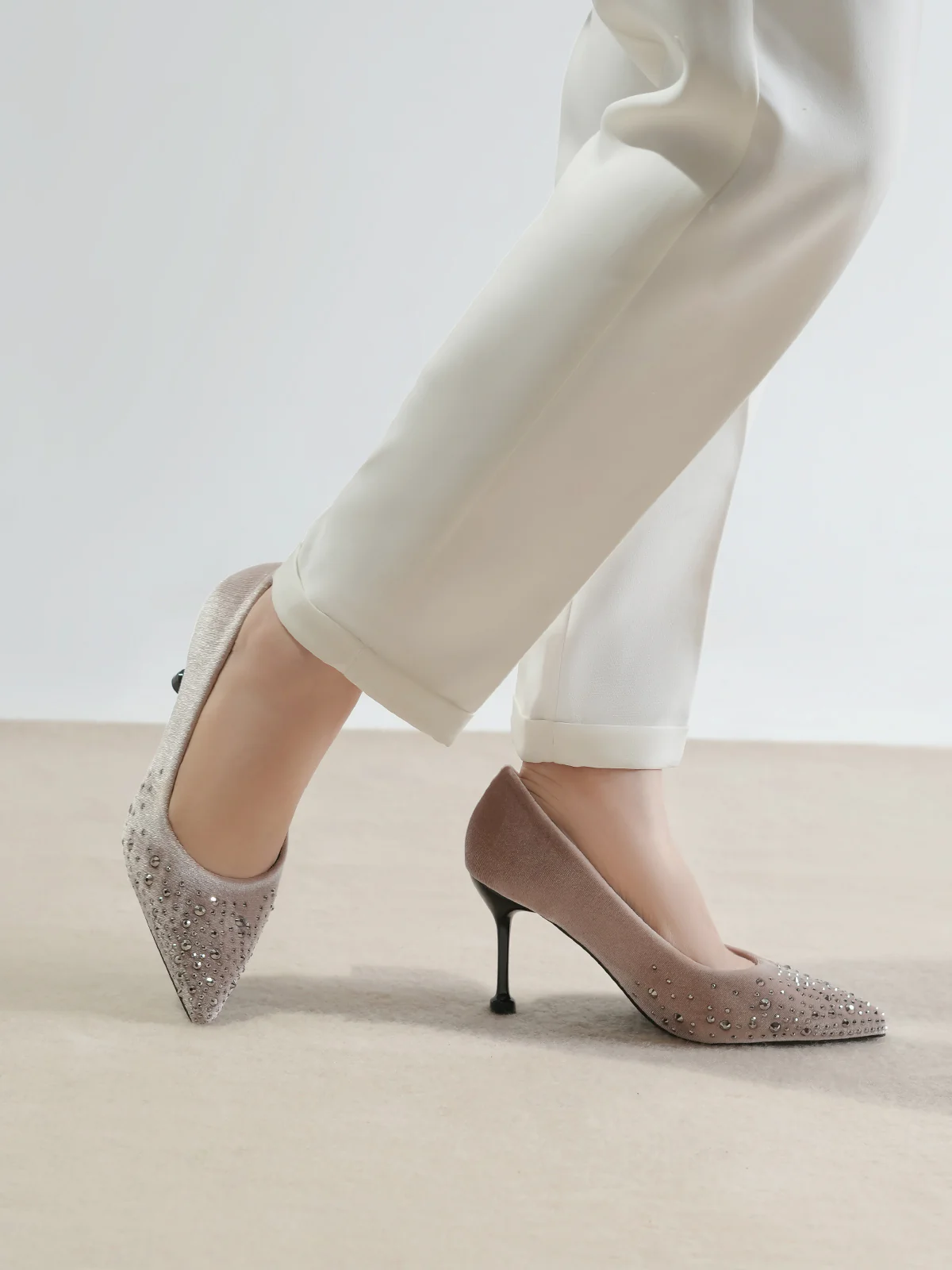 Women "GUSTAV" Elegant Fancy Court Shoes - Image 3