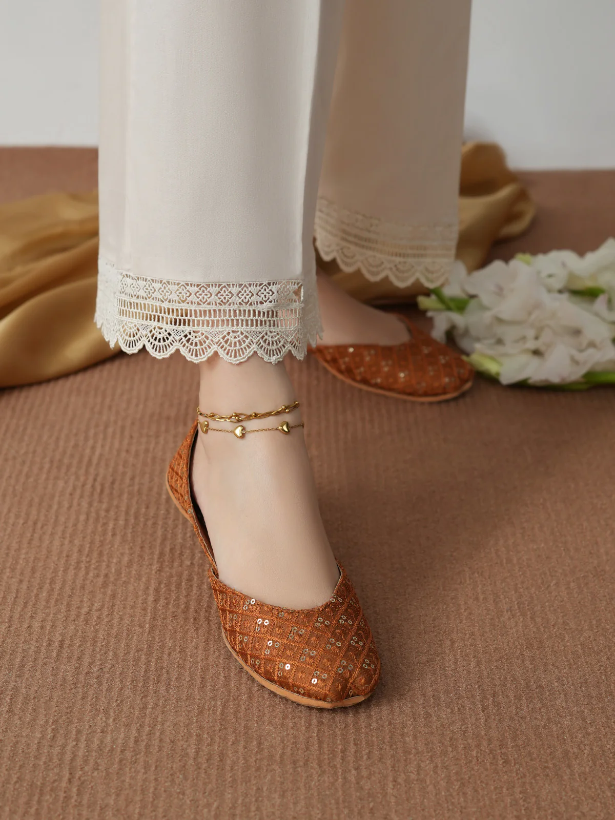 Women "RAJPARI" Traditional Charm Khussas - Image 3