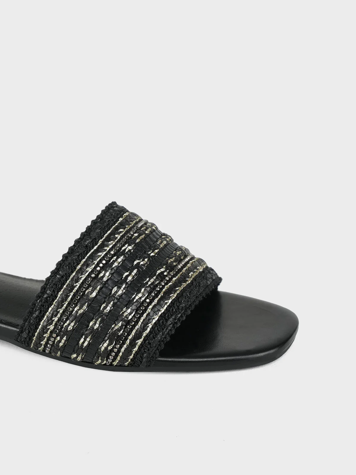 Women "HAVIKA" Lightweight Slippers - Image 3