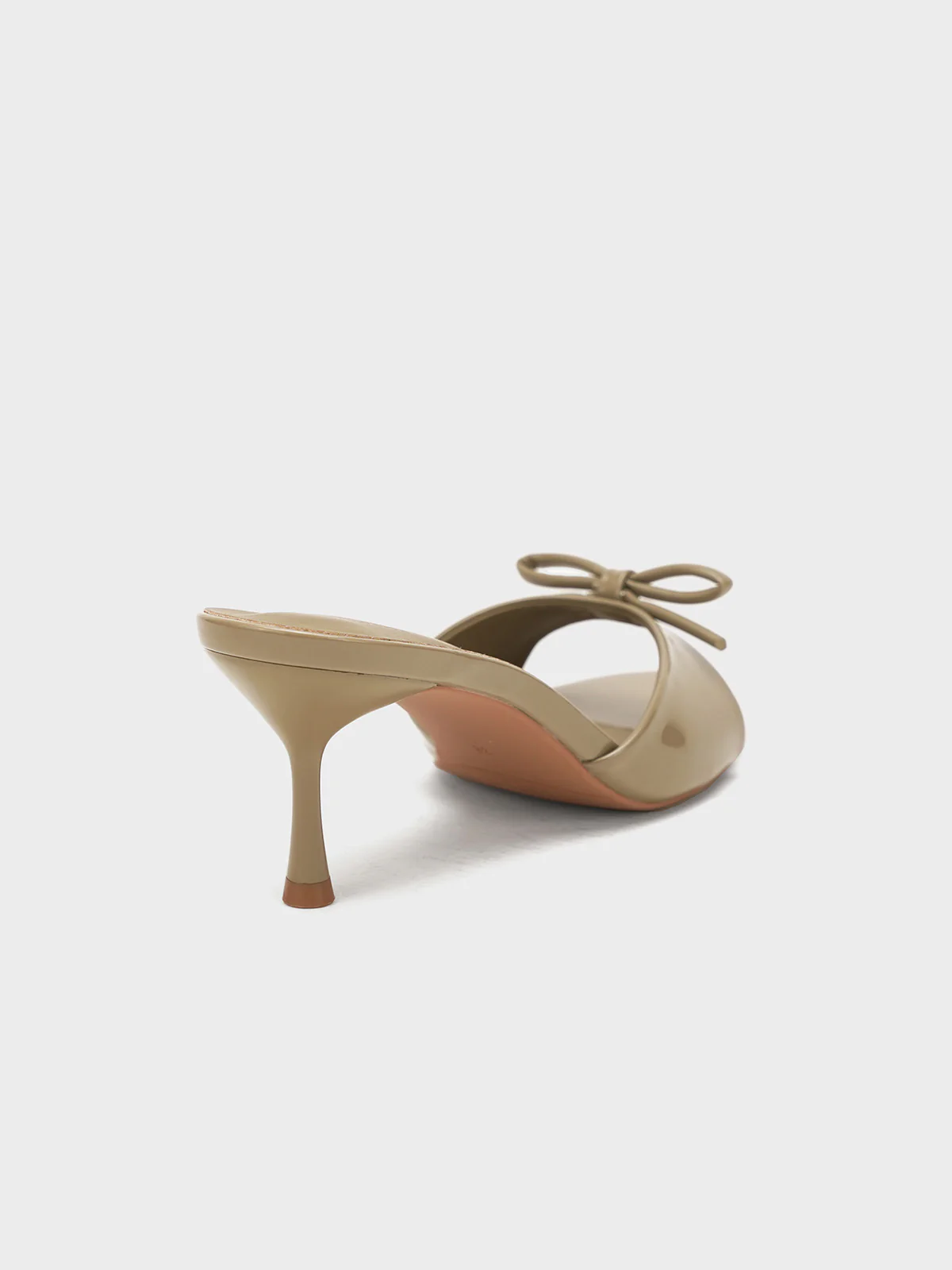 Women "HAVOC" Glossy Slip On Sandals - Image 4