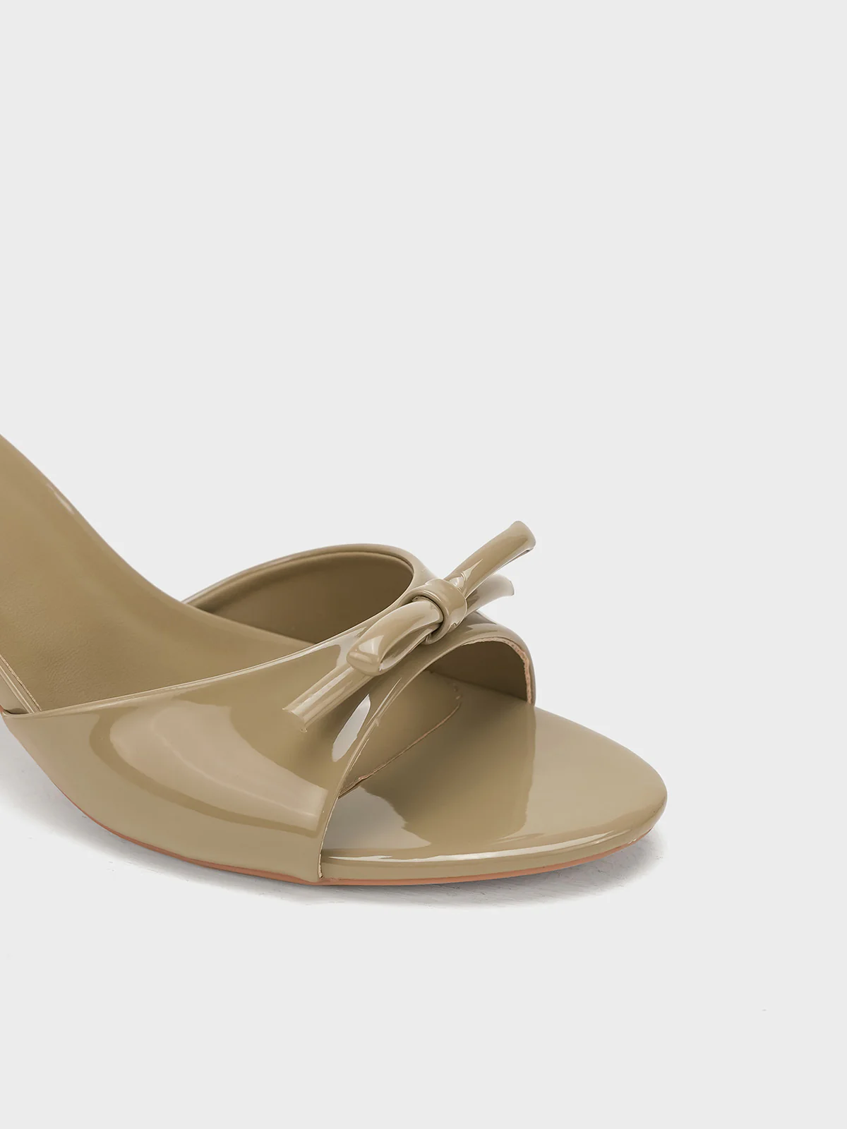 Women "HAVOC" Glossy Slip On Sandals - Image 6