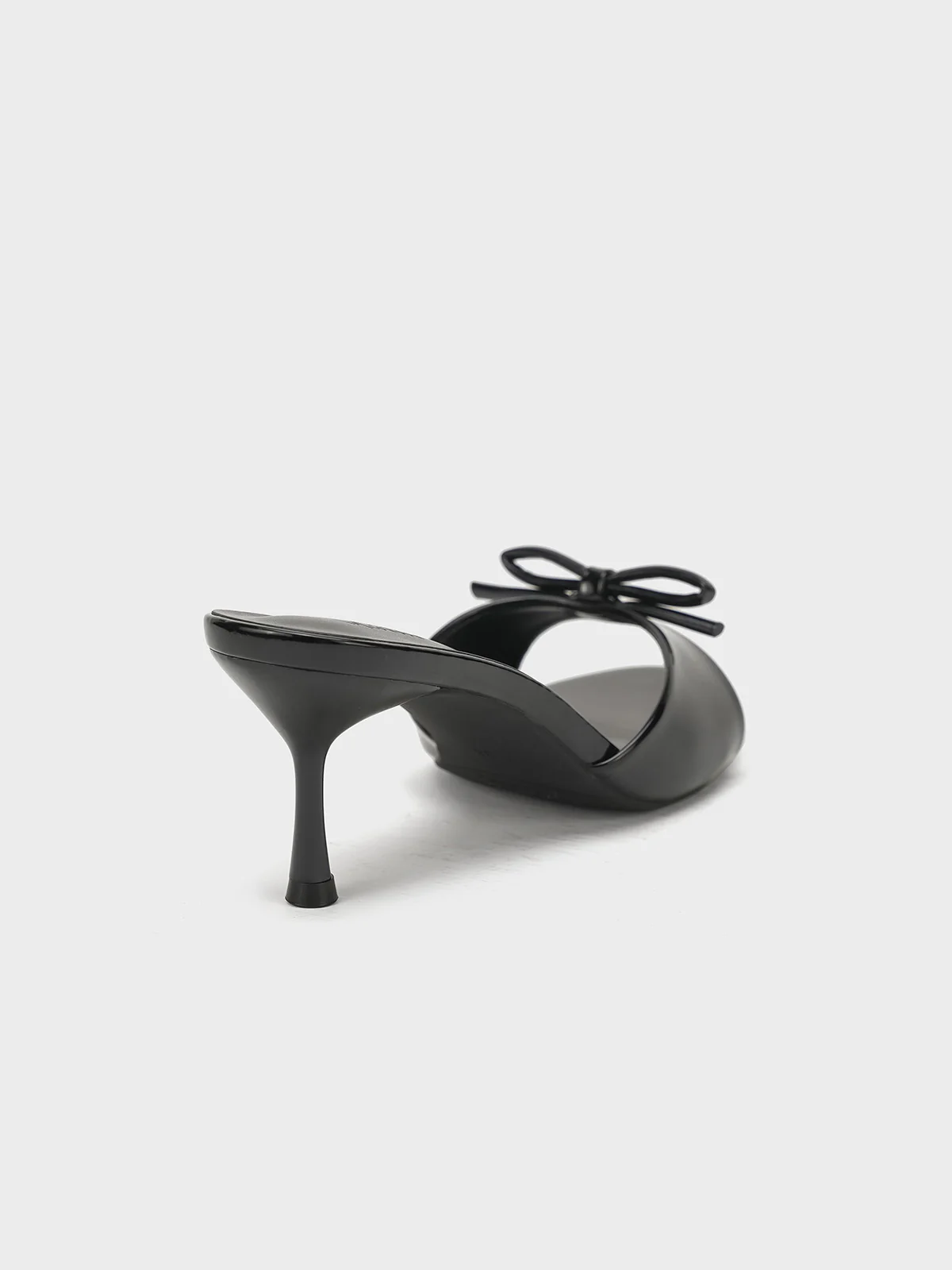 Women "HAVOC" Glossy Slip On Sandals - Image 4