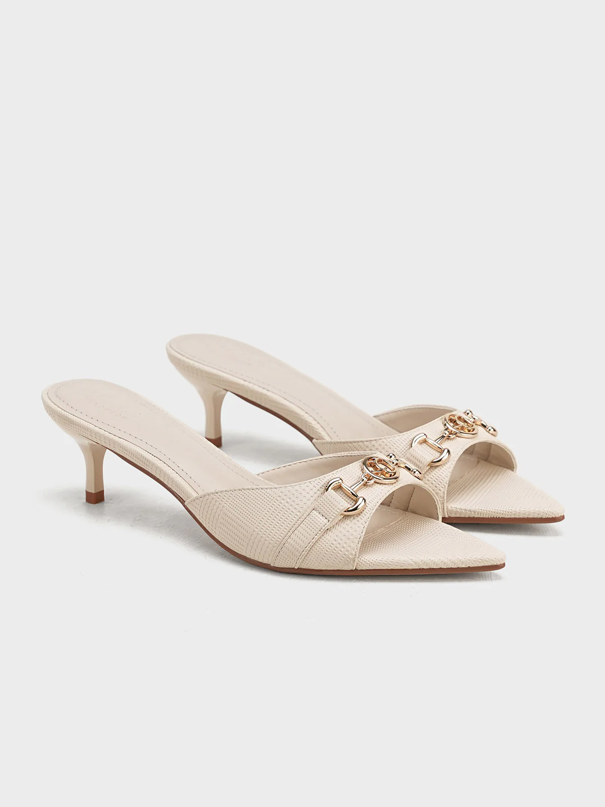 Women "HAYES" Pointed Toe Smart Sandals - Image 2