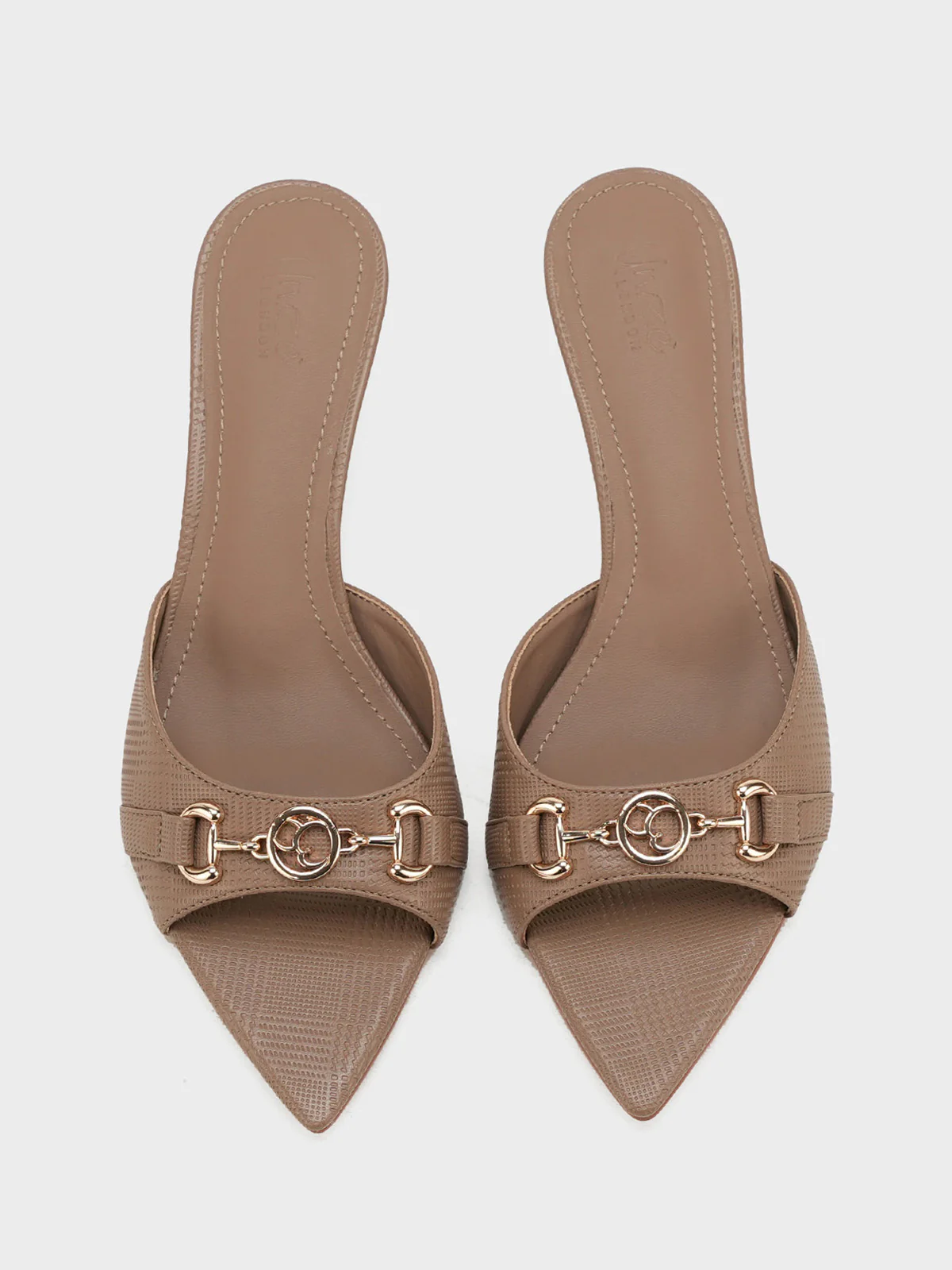 Women "HAYES" Pointed Toe Smart Sandals - Image 9