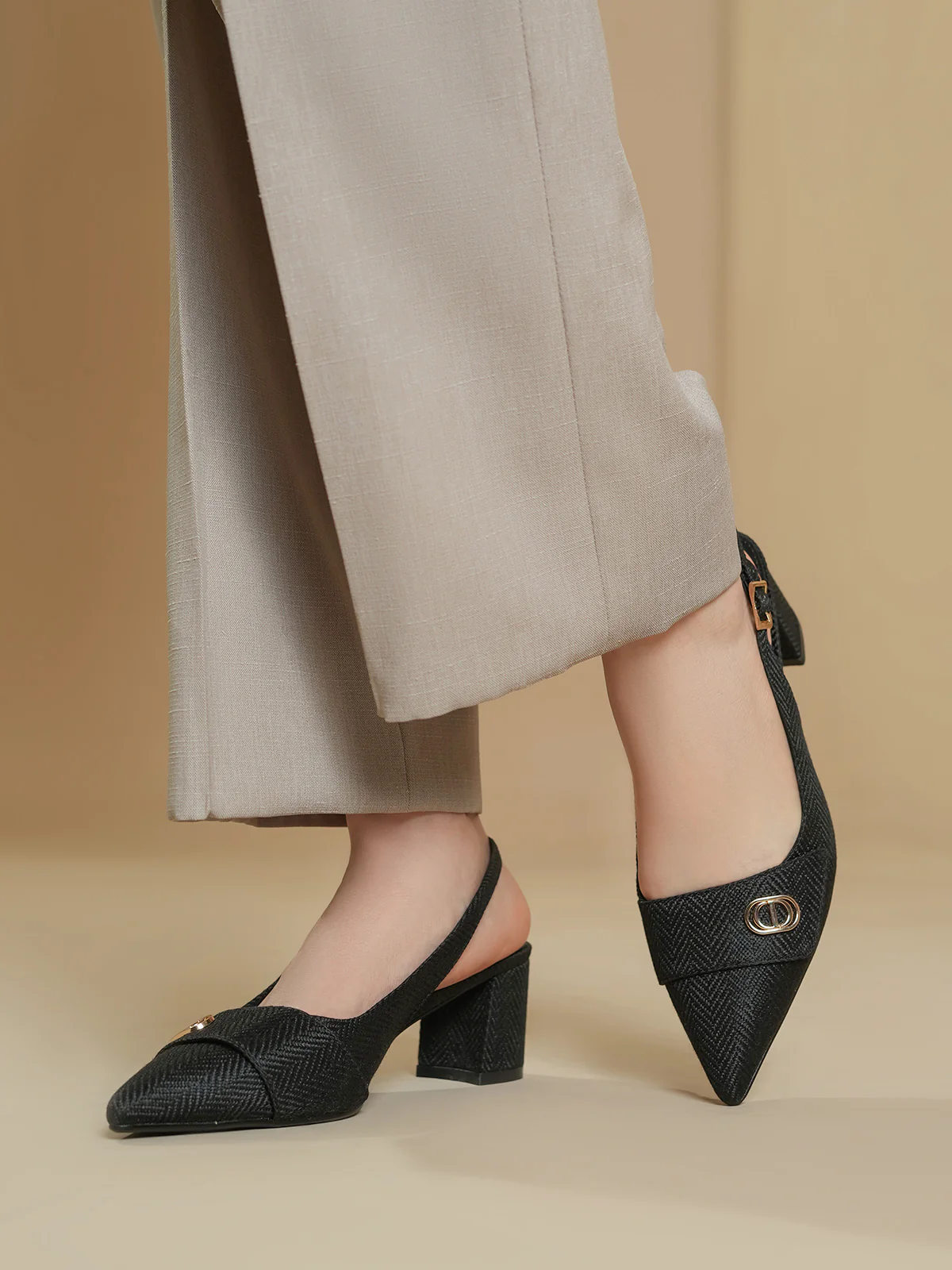 Women "HAYNES" Comfort Block Heel Sandals