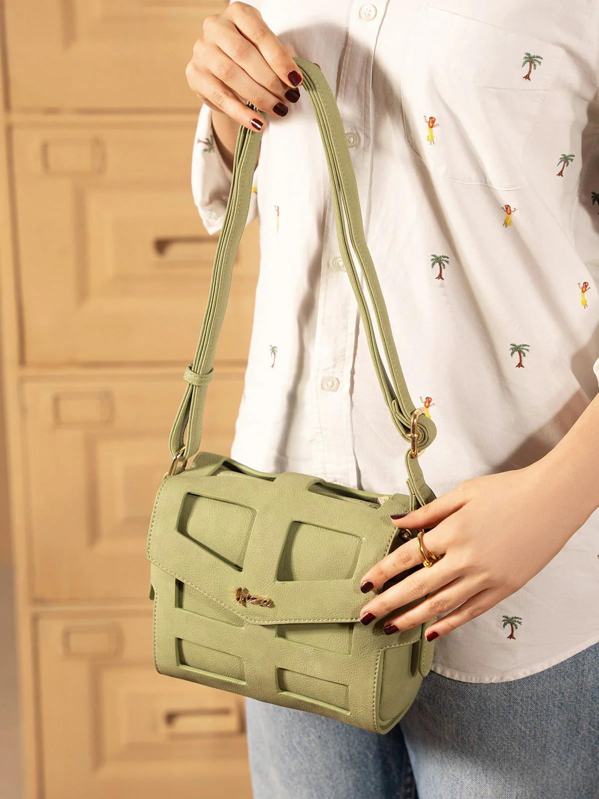 Women "HIRAYA" Crossbody Flap Bag - Image 3
