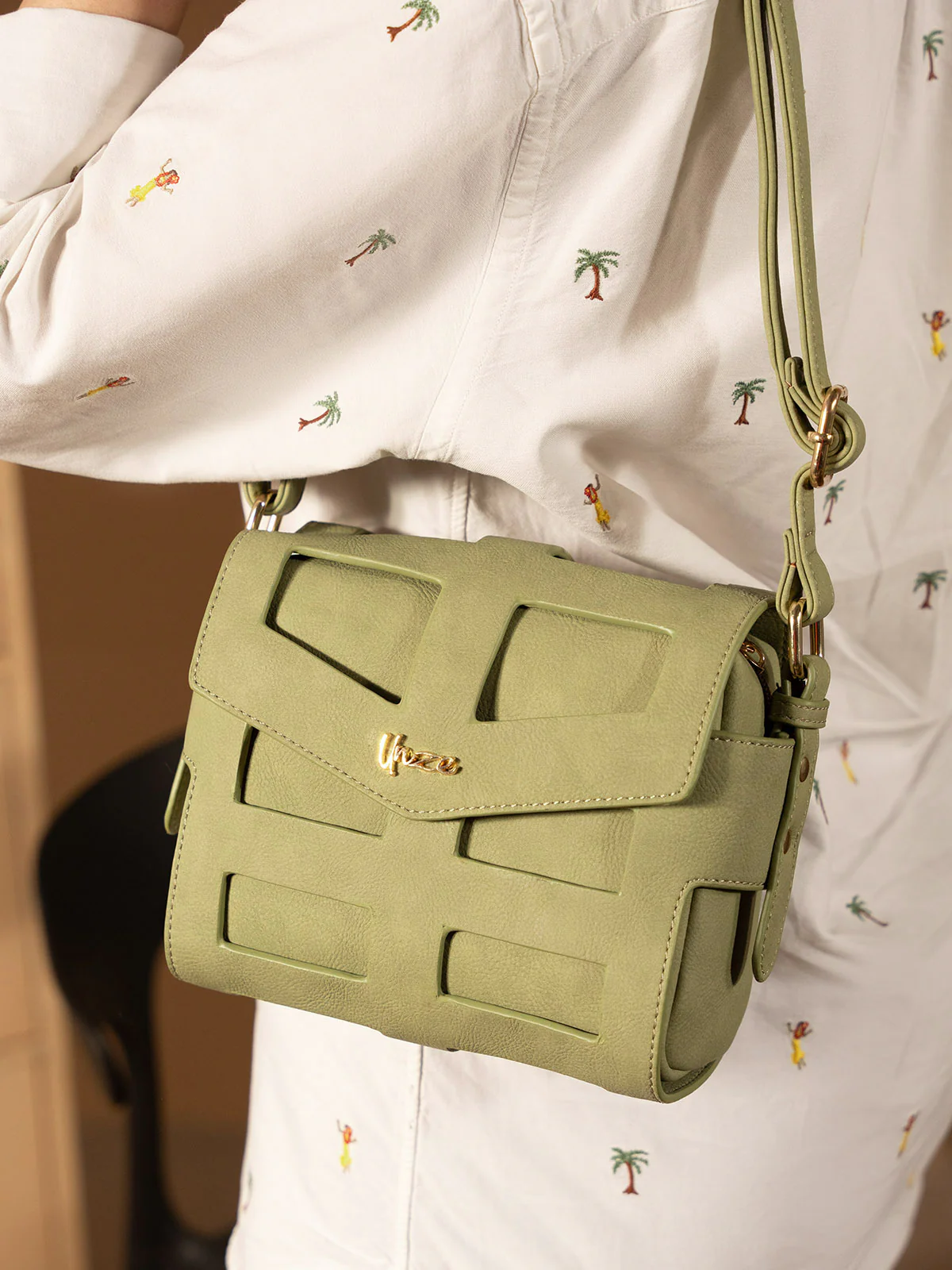 Women "HIRAYA" Crossbody Flap Bag - Image 6