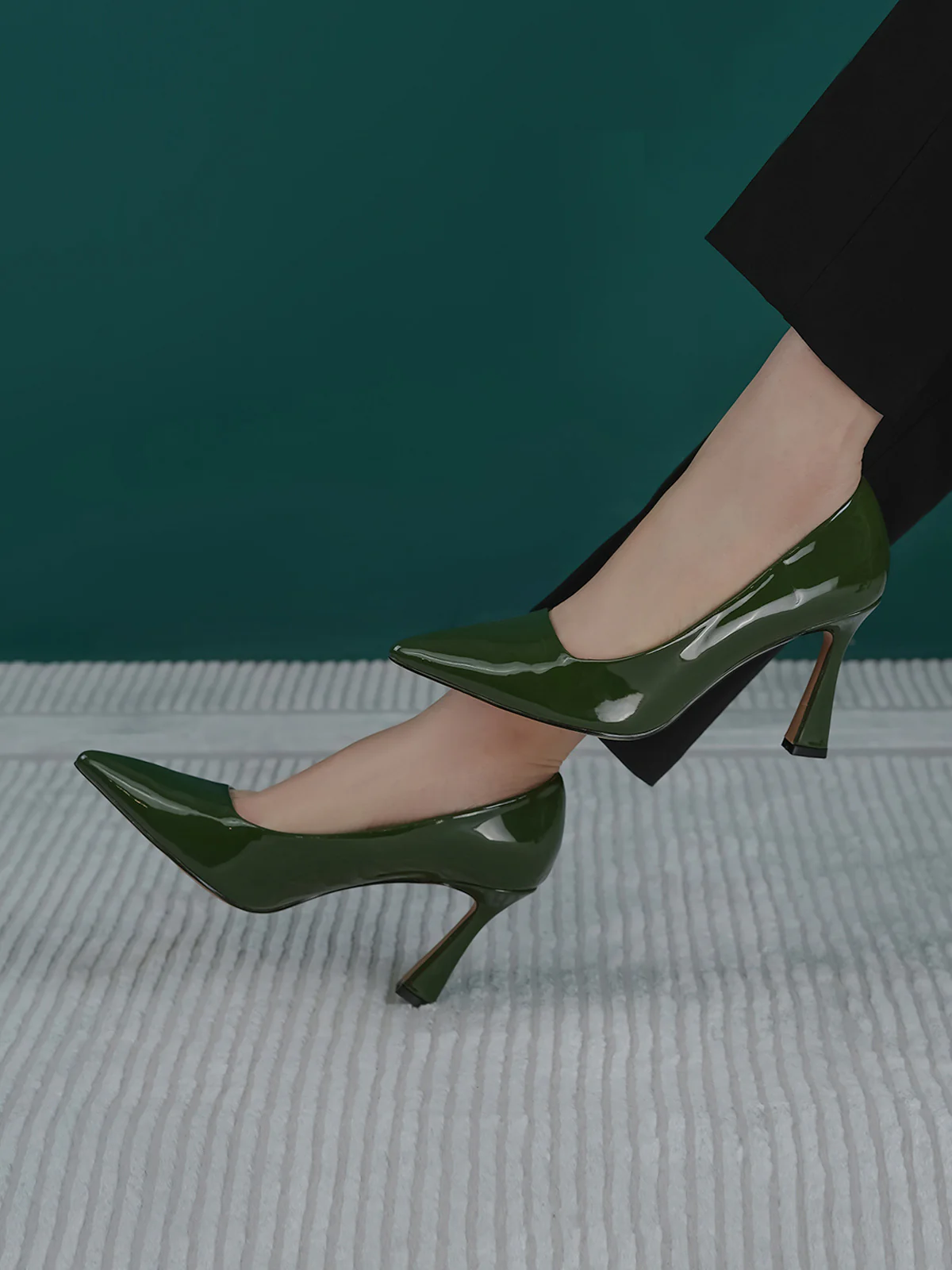 Women "IGRAINE" Slip-On Style Court Shoes
