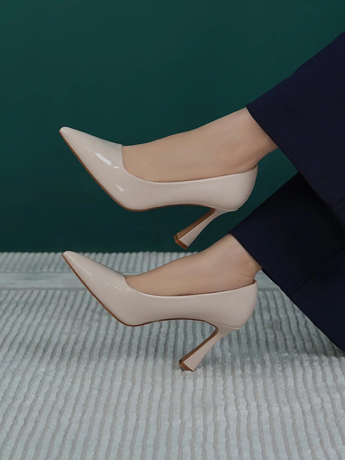 Women "IGRAINE" Slip-On Style Court Shoes